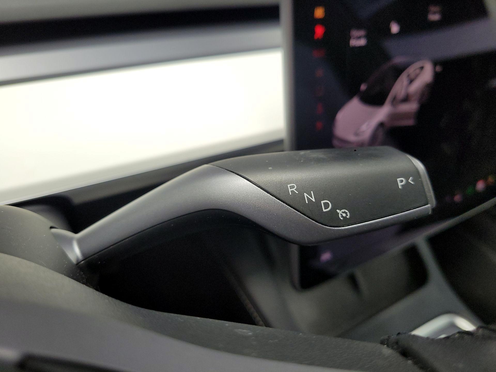 Thumbnail: 2021 Tesla Model 3 - 17