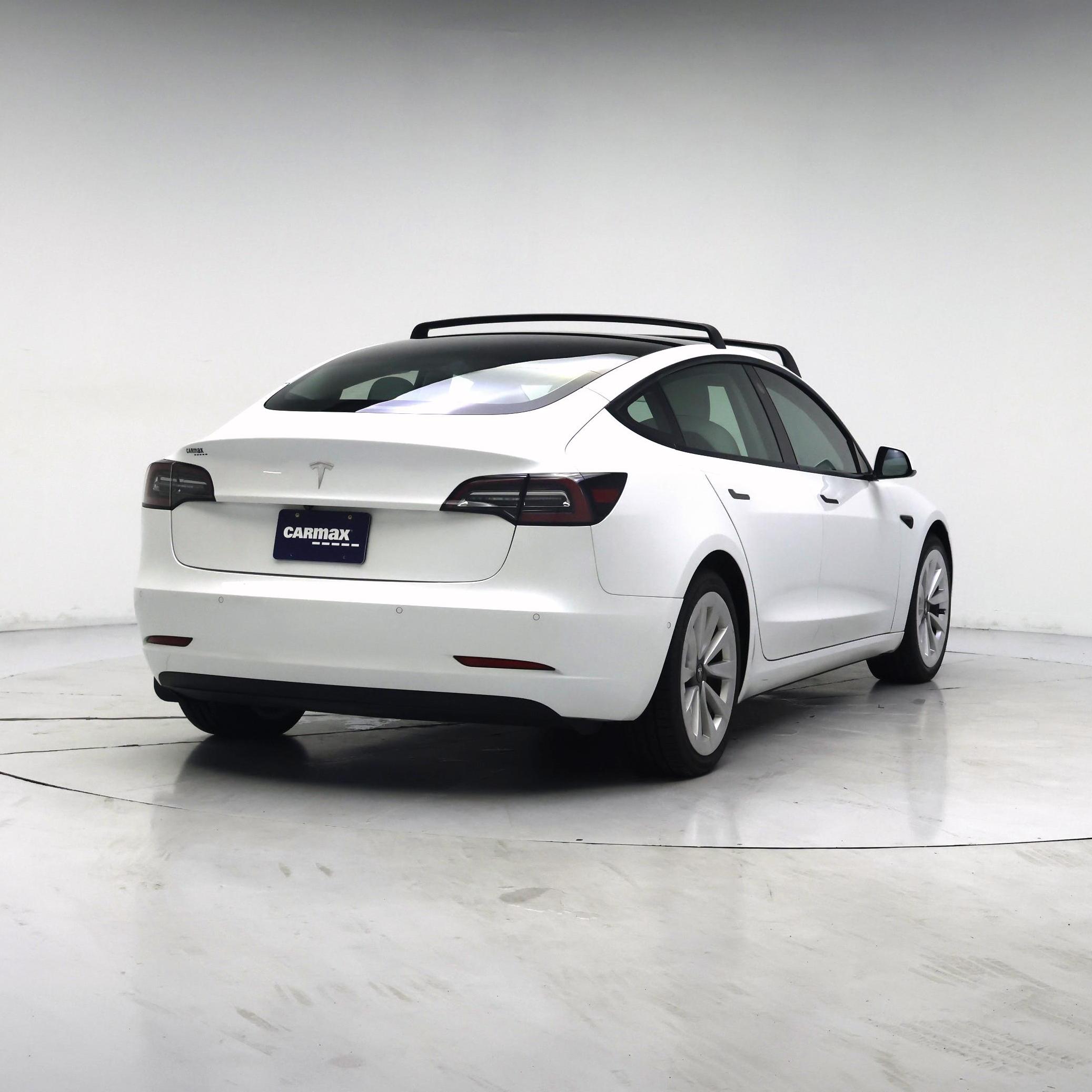 Thumbnail: 2021 Tesla Model 3 - 8