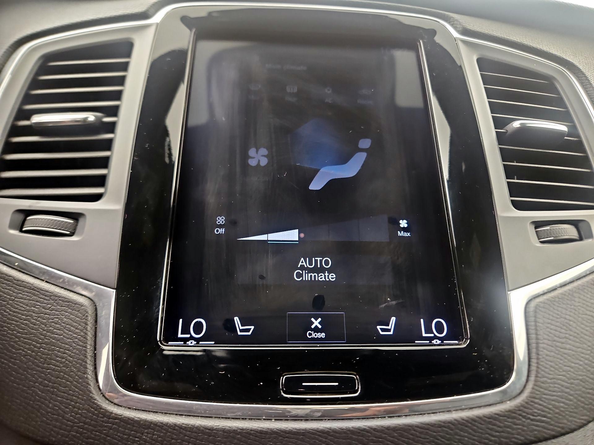 Thumbnail: 2019 Volvo XC90 - 14
