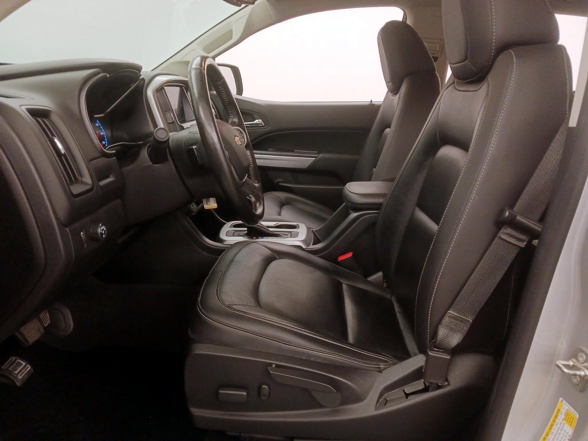 Thumbnail: 2019 Chevrolet Colorado - 11