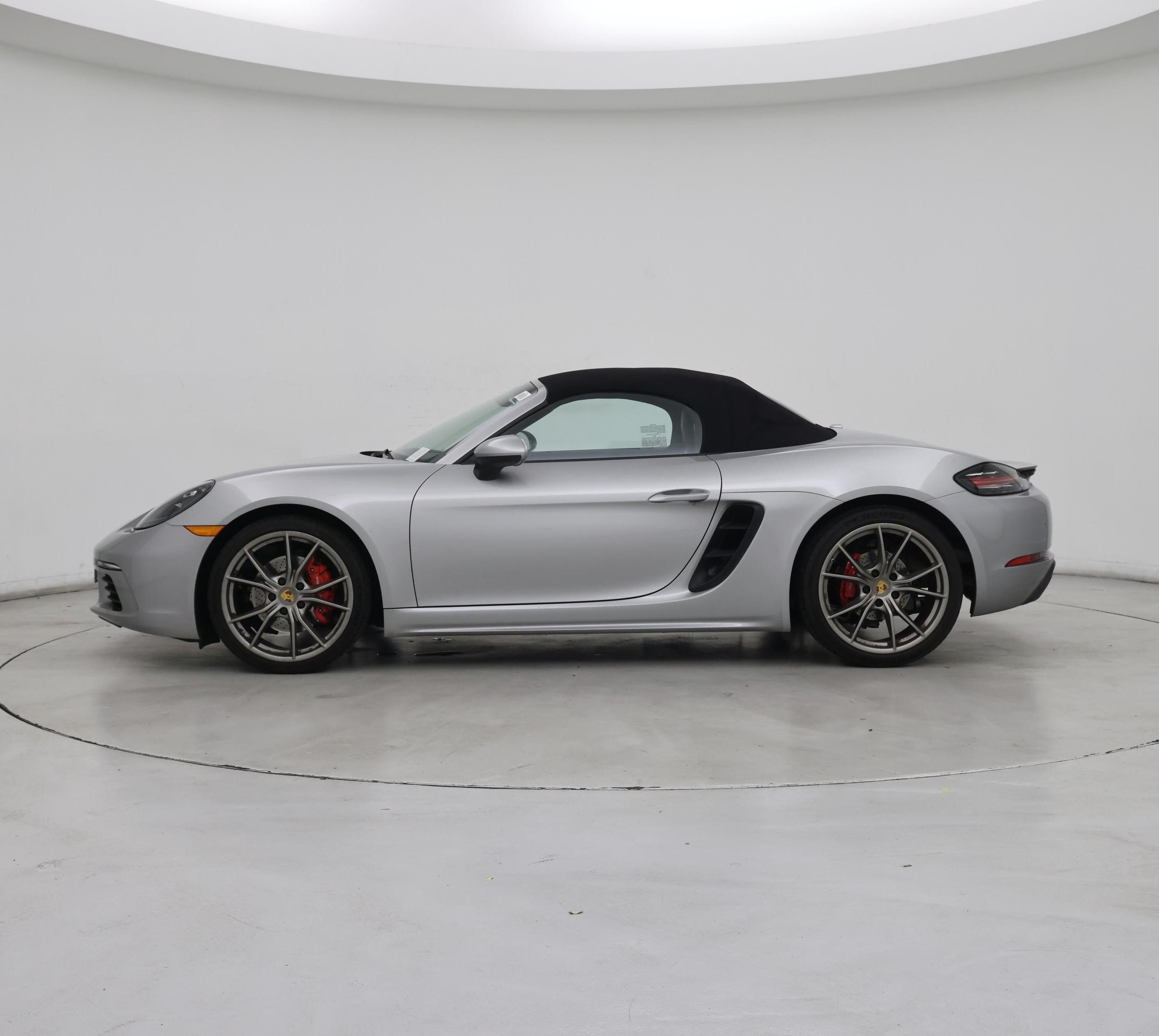 Thumbnail: 2018 Porsche 718 Boxster - 3