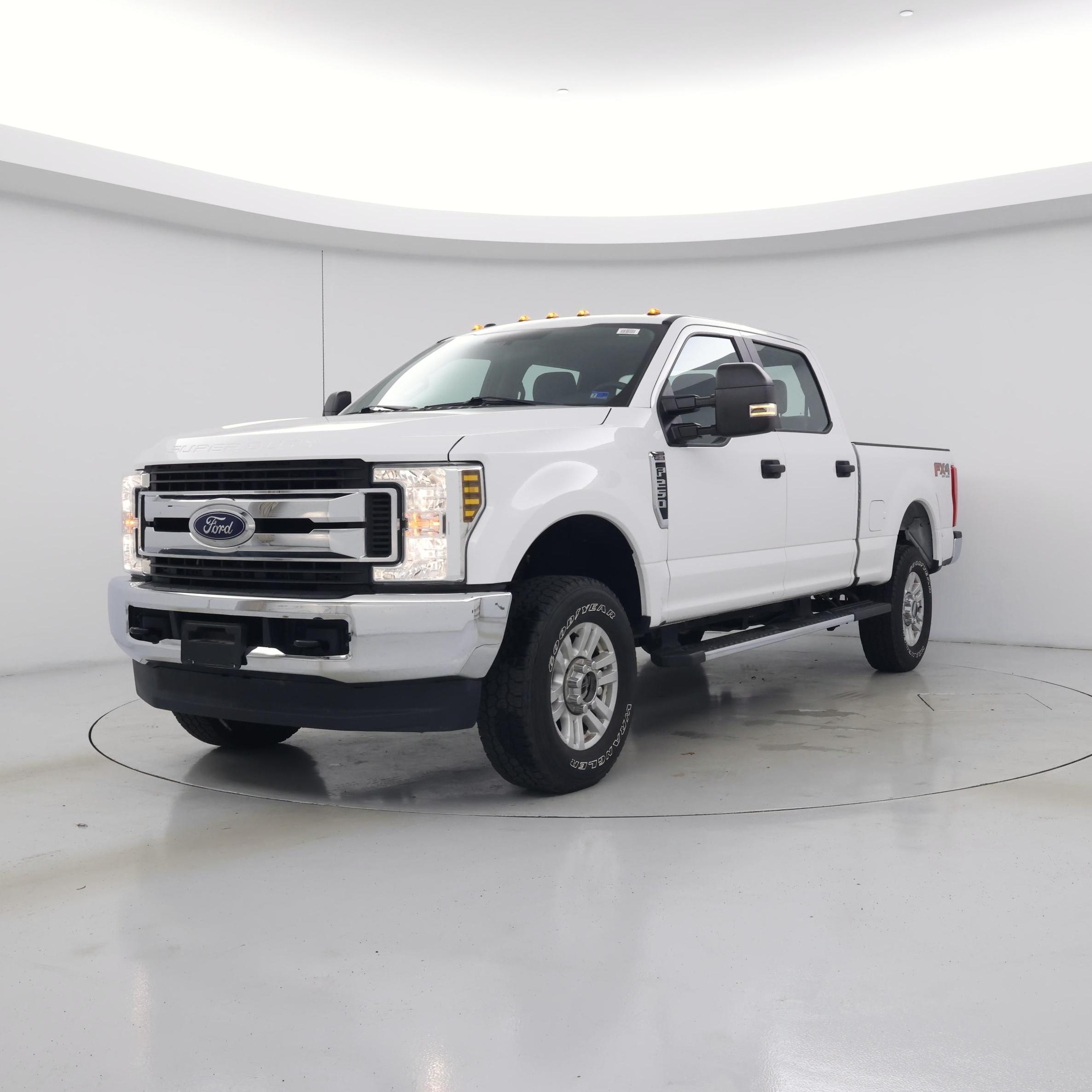Thumbnail: 2019 Ford F-250 - 4