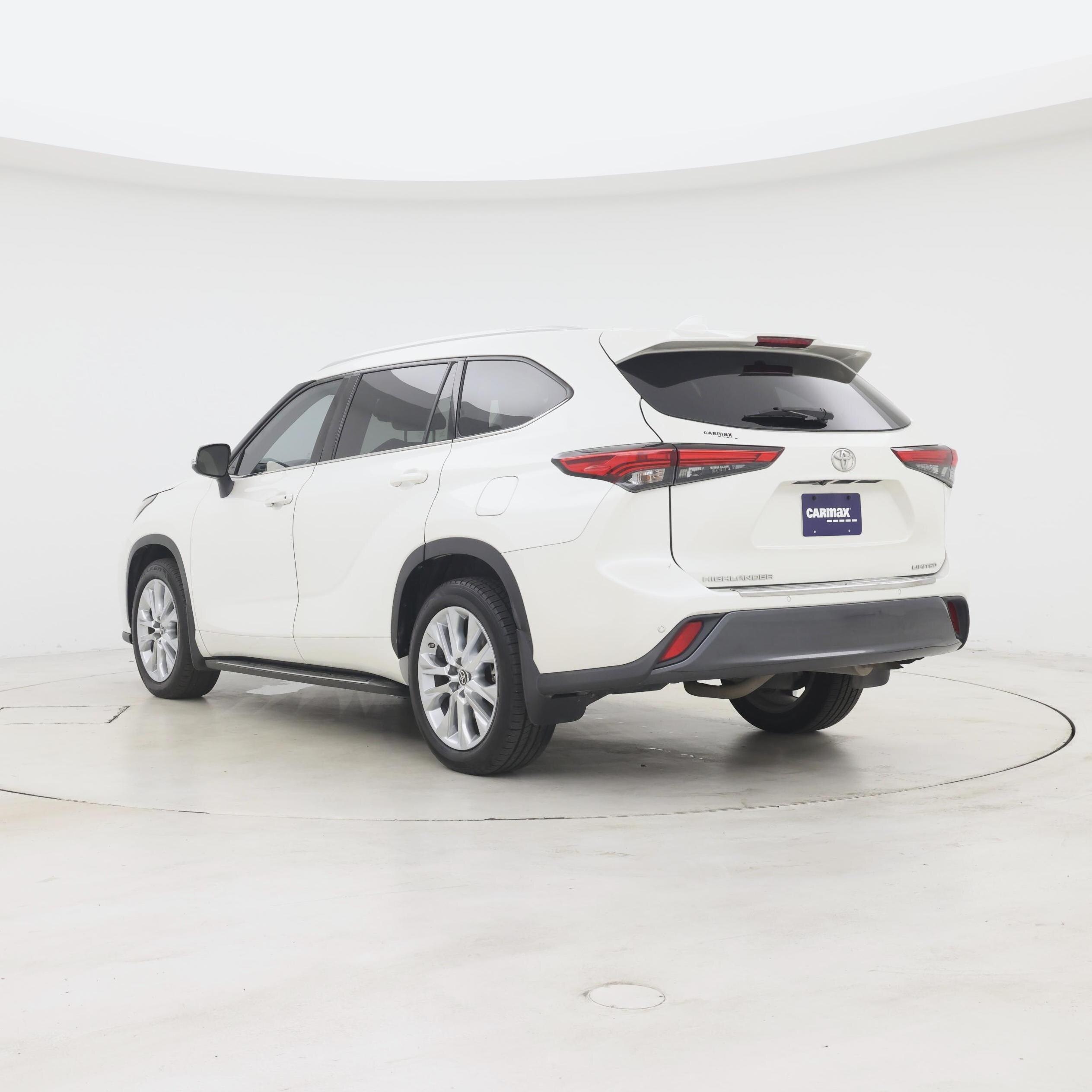 Thumbnail: 2021 Toyota Highlander - 2