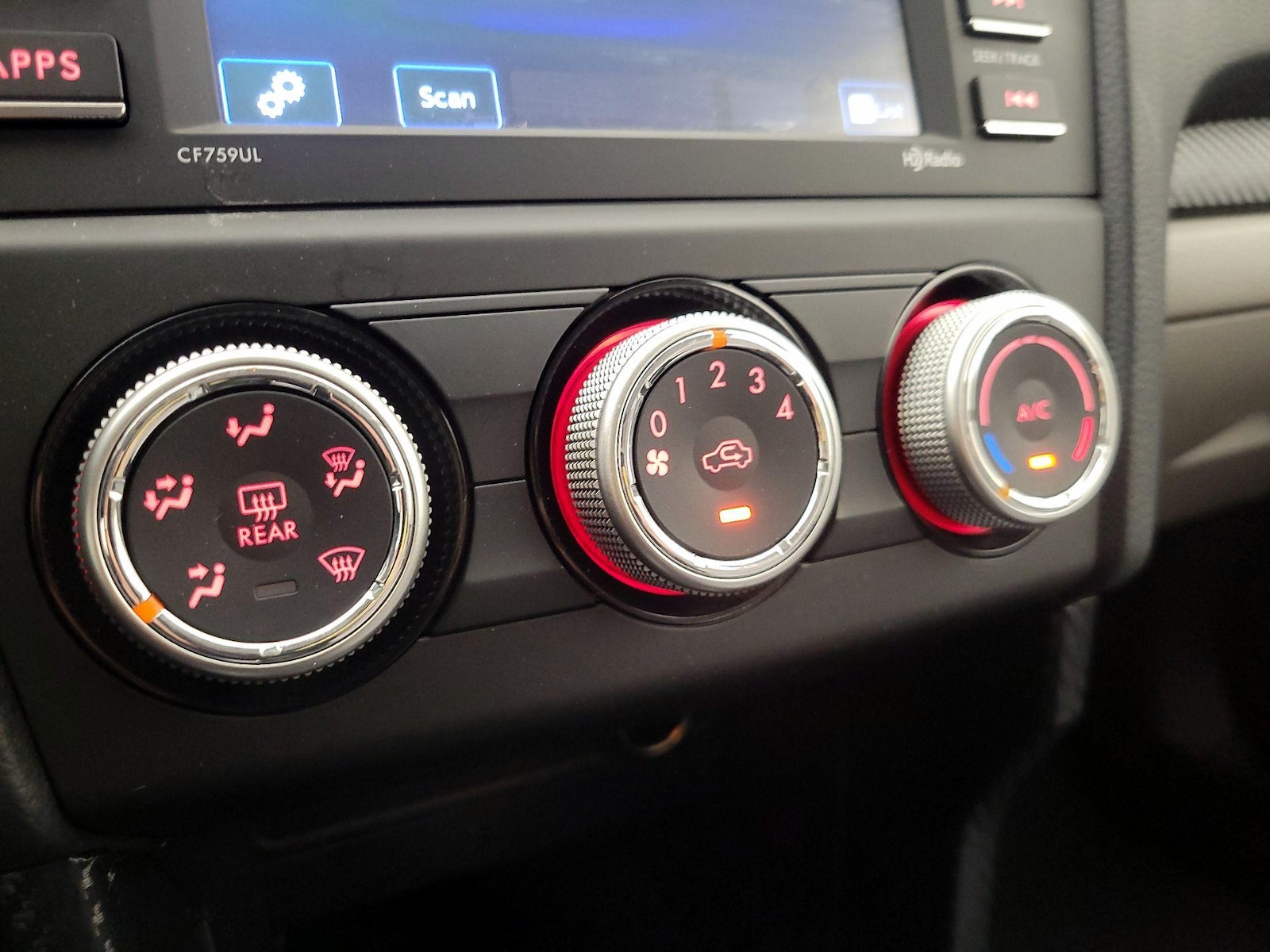2018 Subaru Forester Base - Photo 17