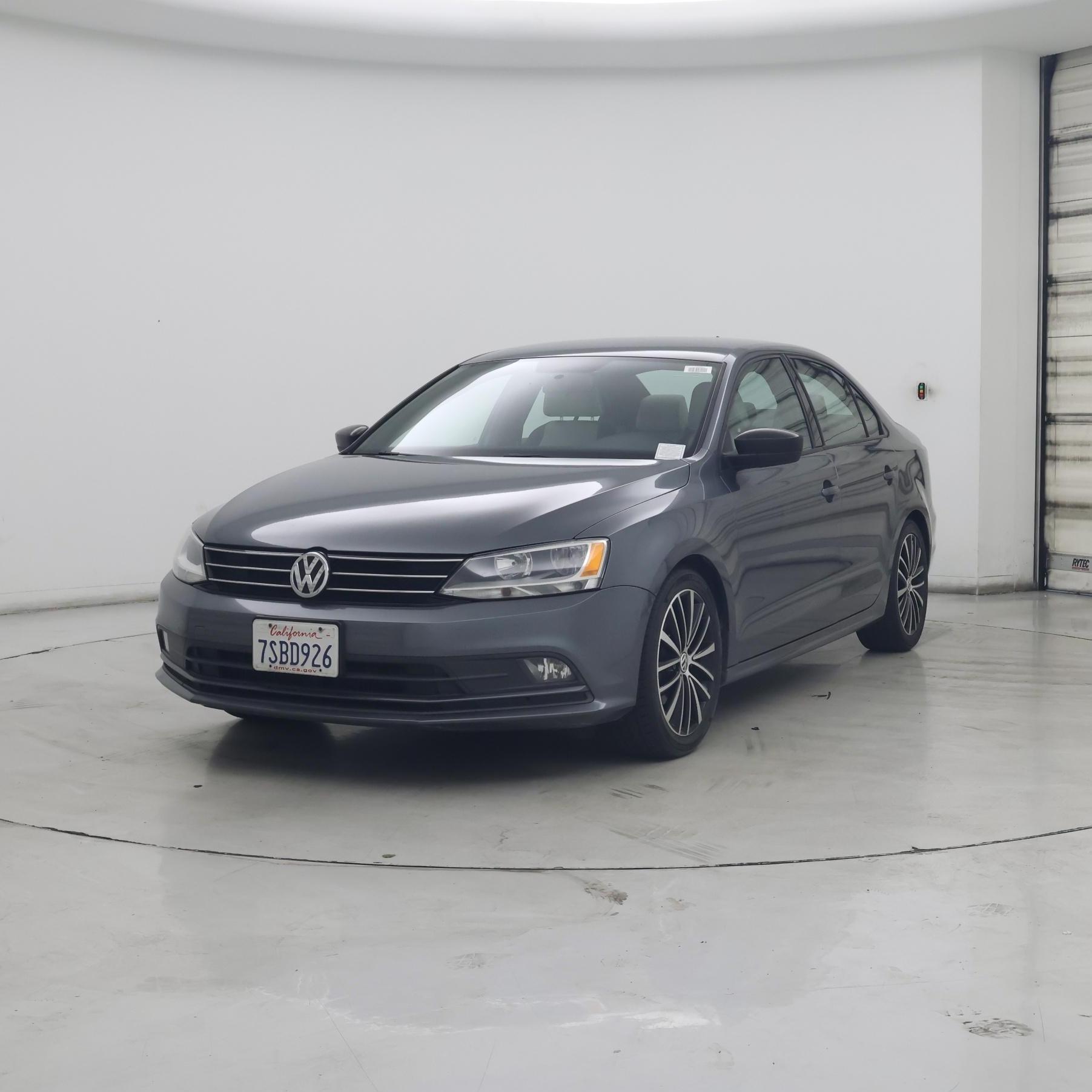 Thumbnail: 2016 Volkswagen Jetta - 4