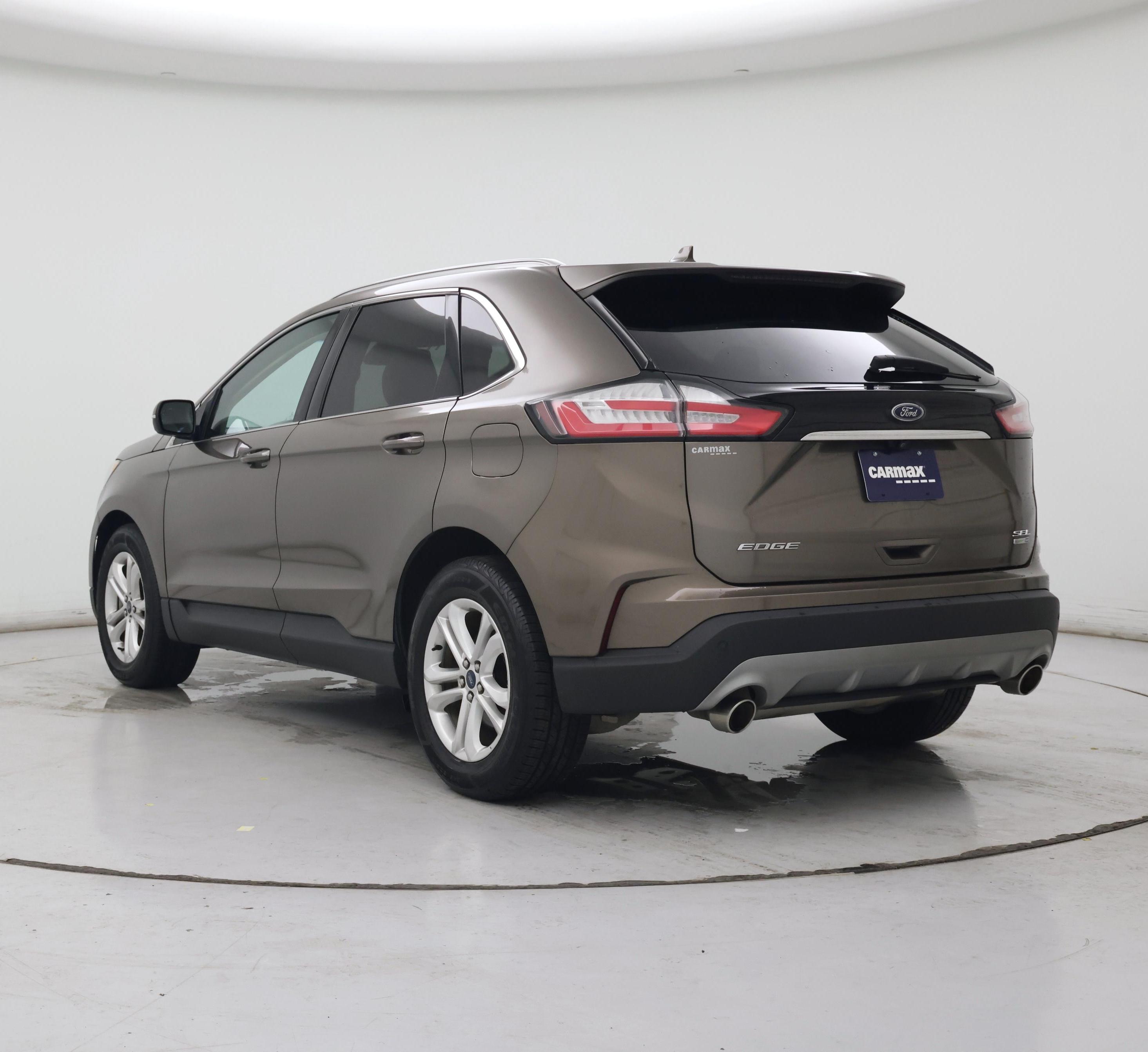 Thumbnail: 2019 Ford Edge - 2
