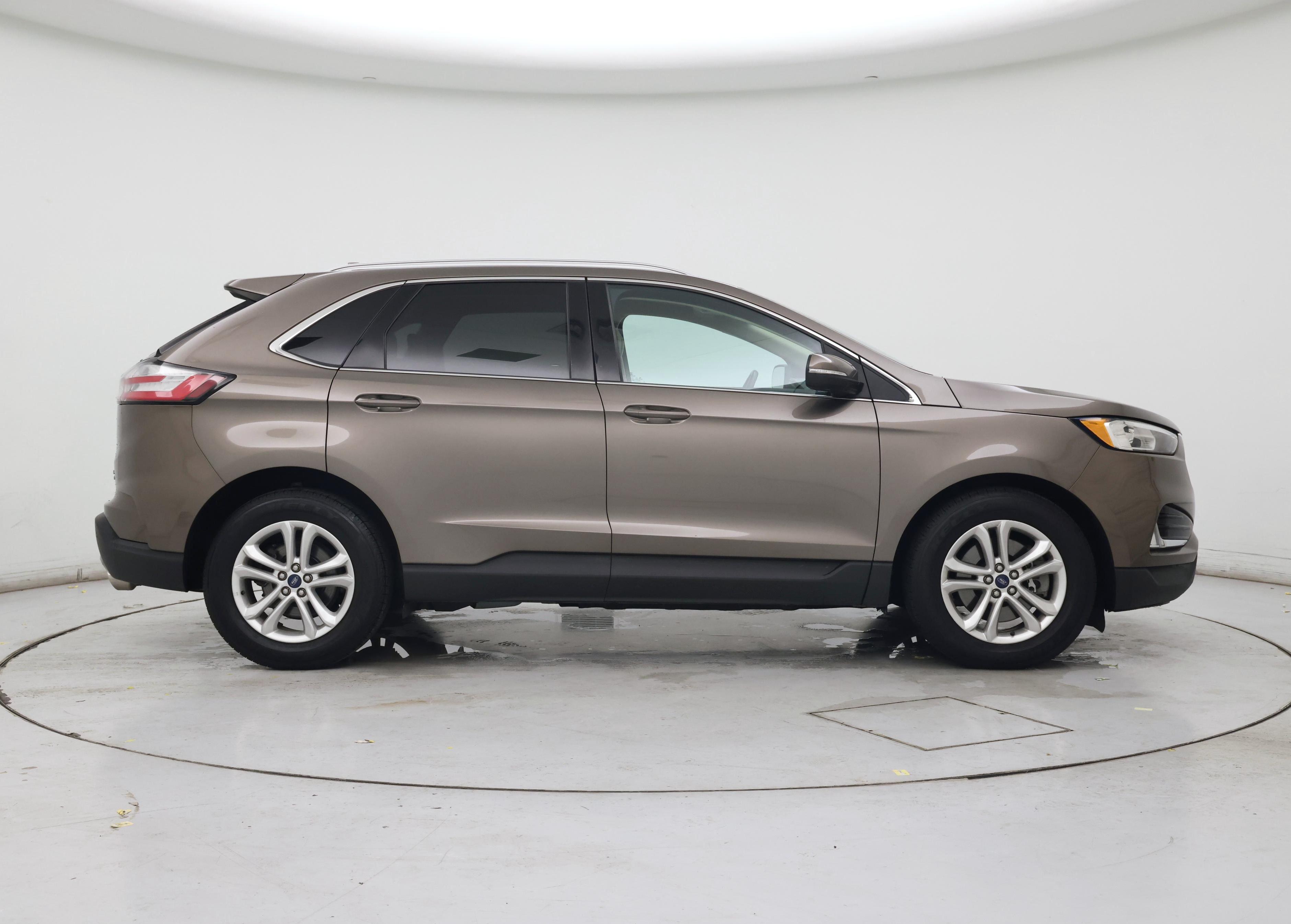 Thumbnail: 2019 Ford Edge - 7