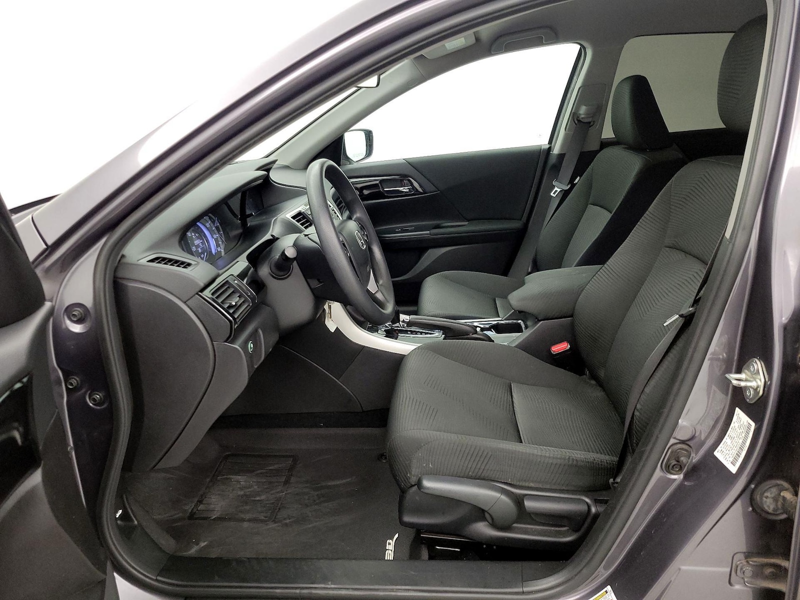 2017 Honda Accord LX - Photo 12