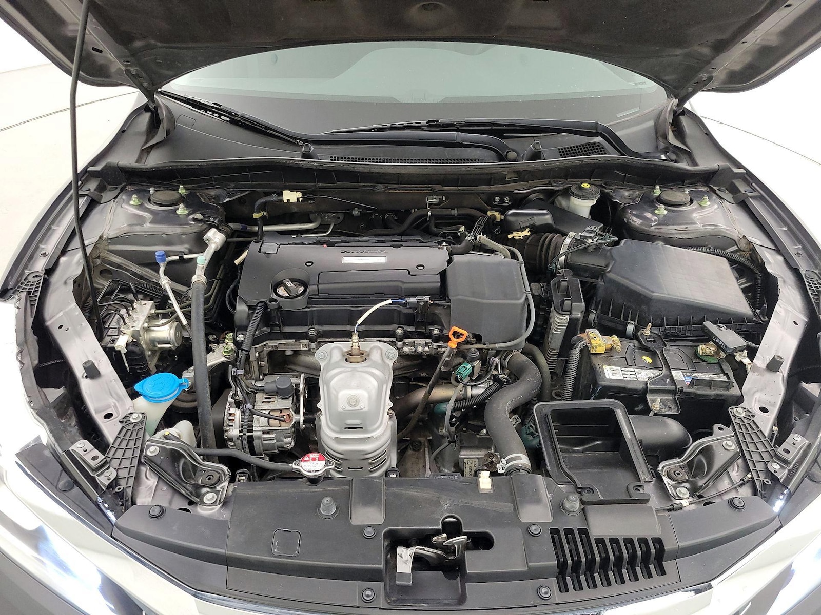 2017 Honda Accord LX - Photo 22