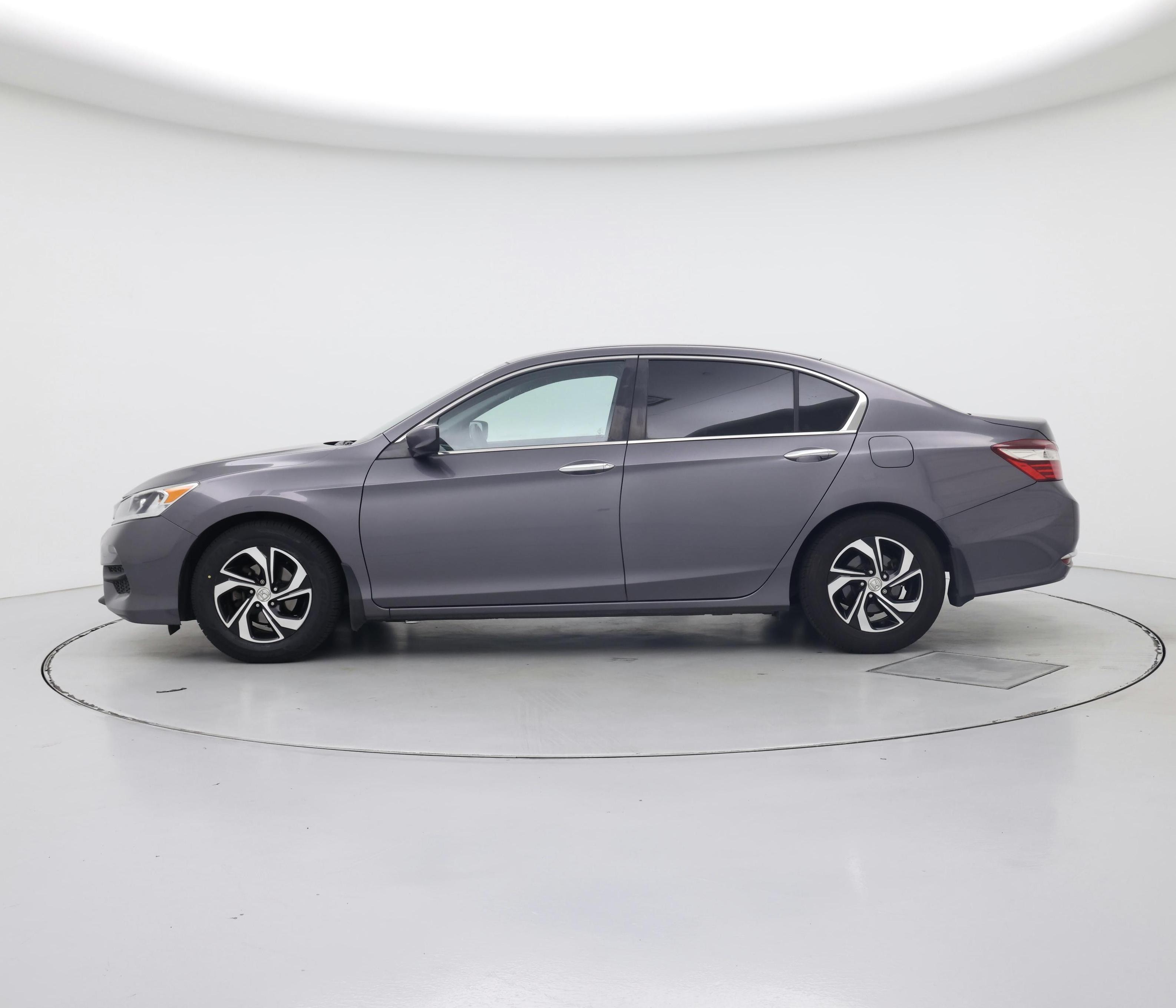 Thumbnail: 2017 Honda Accord - 3
