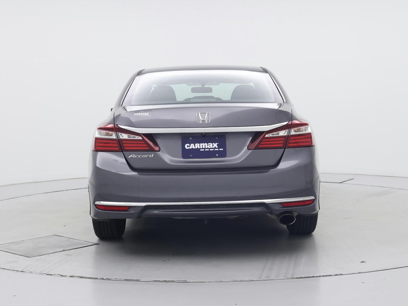 2017 Honda Accord LX - Photo 7