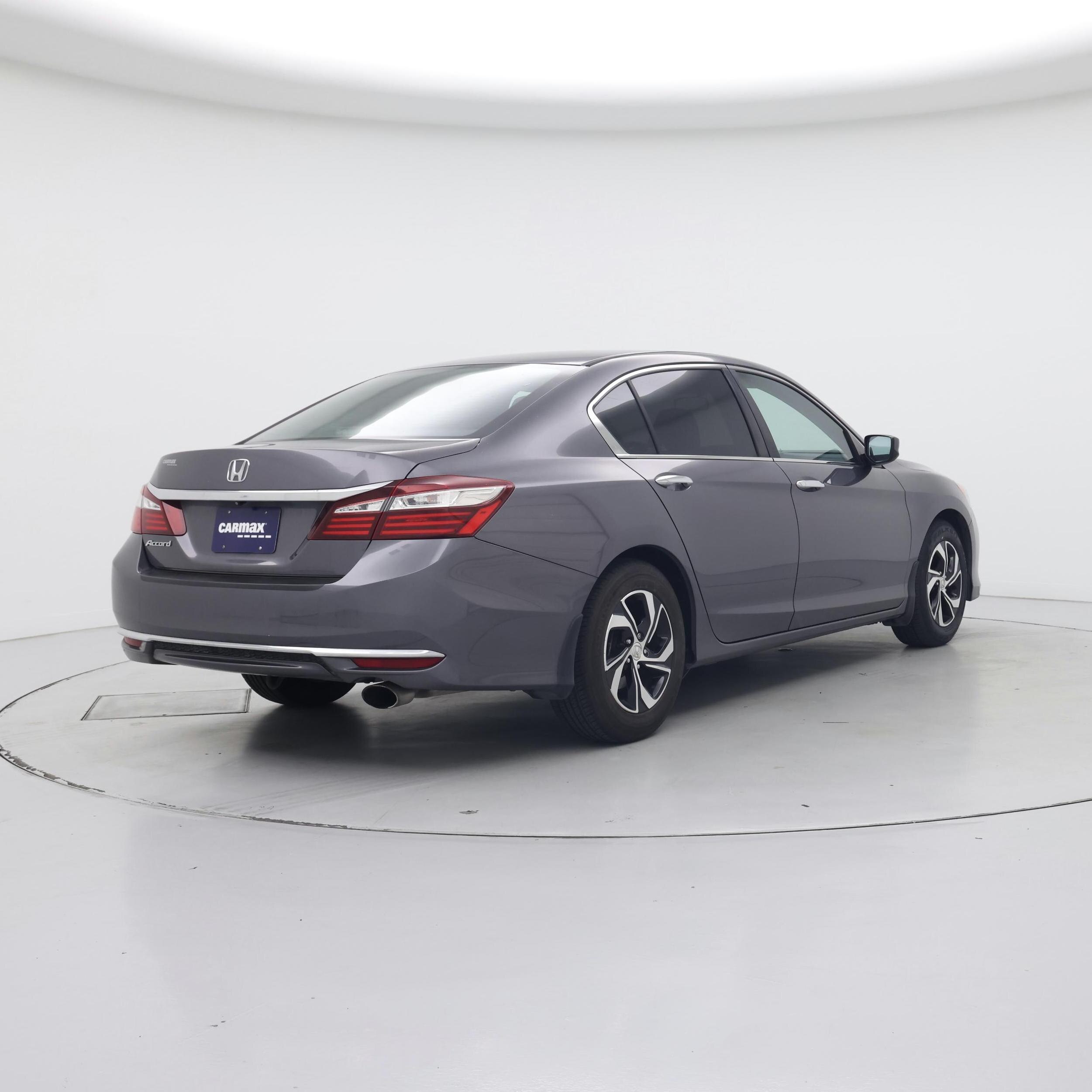 Thumbnail: 2017 Honda Accord - 8