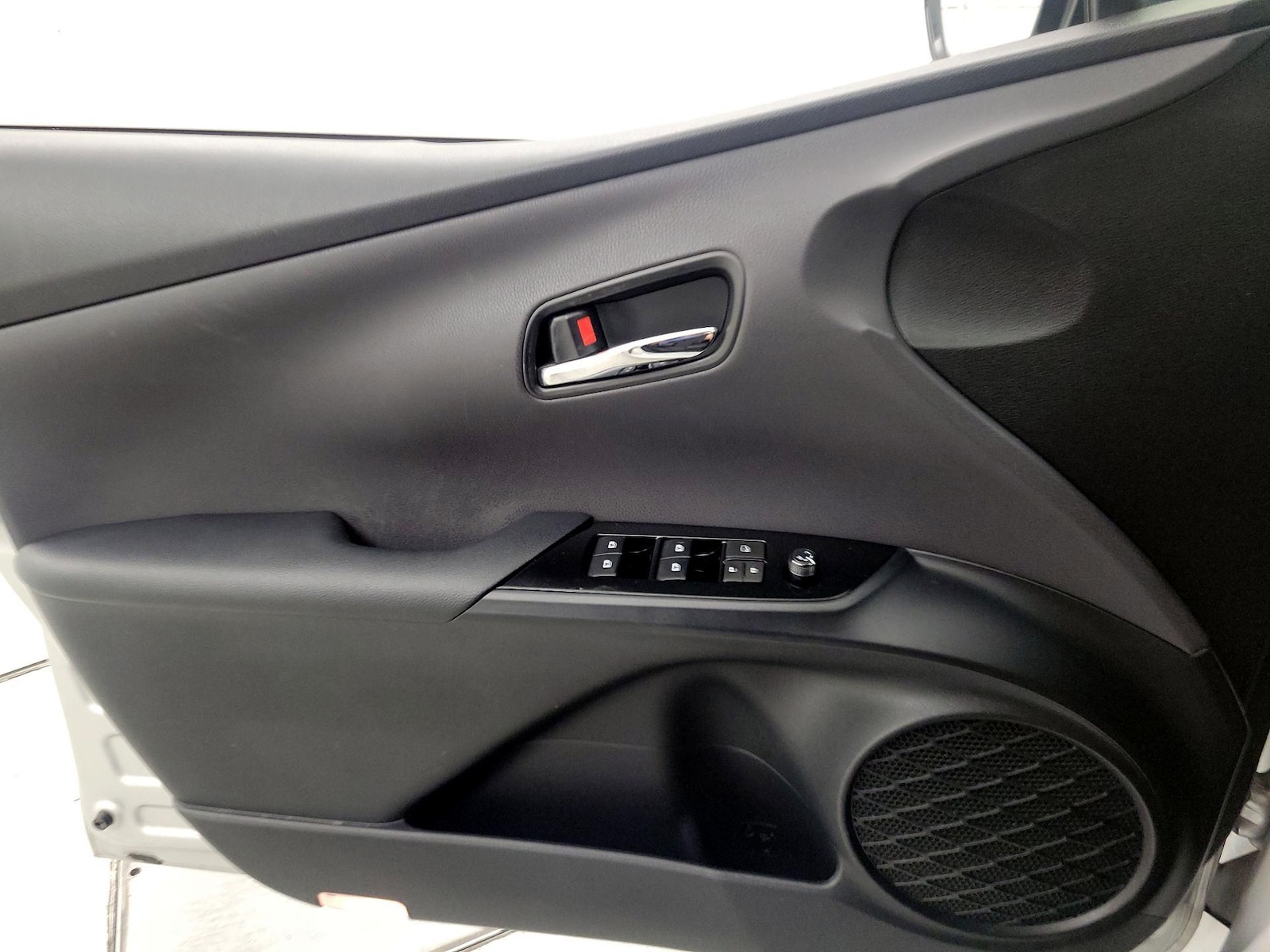 2018 Toyota Prius Two - Photo 13