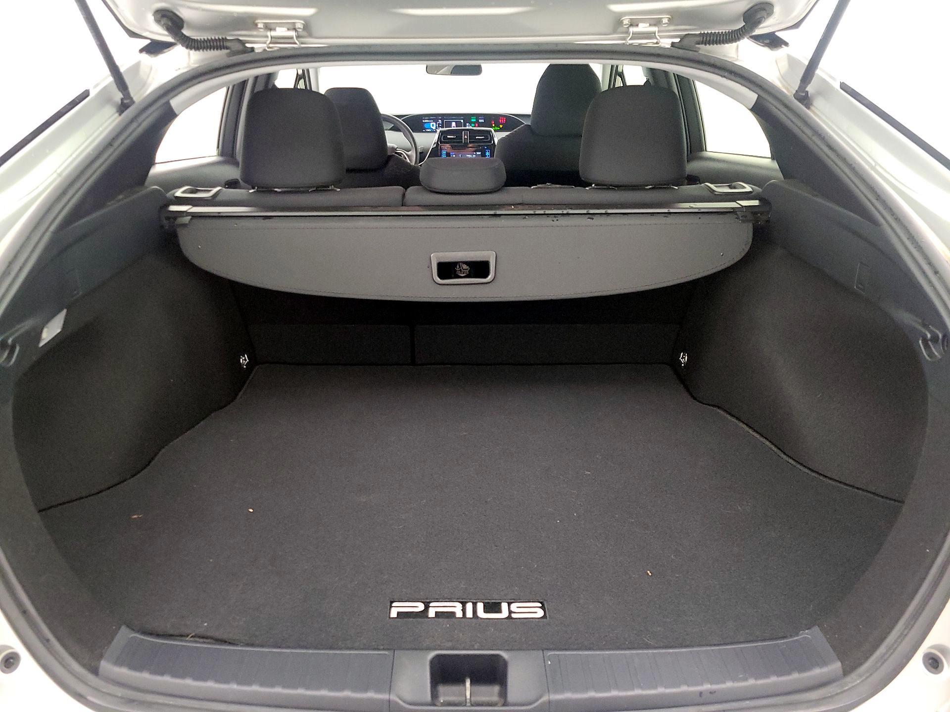 Thumbnail: 2018 Toyota Prius - 19