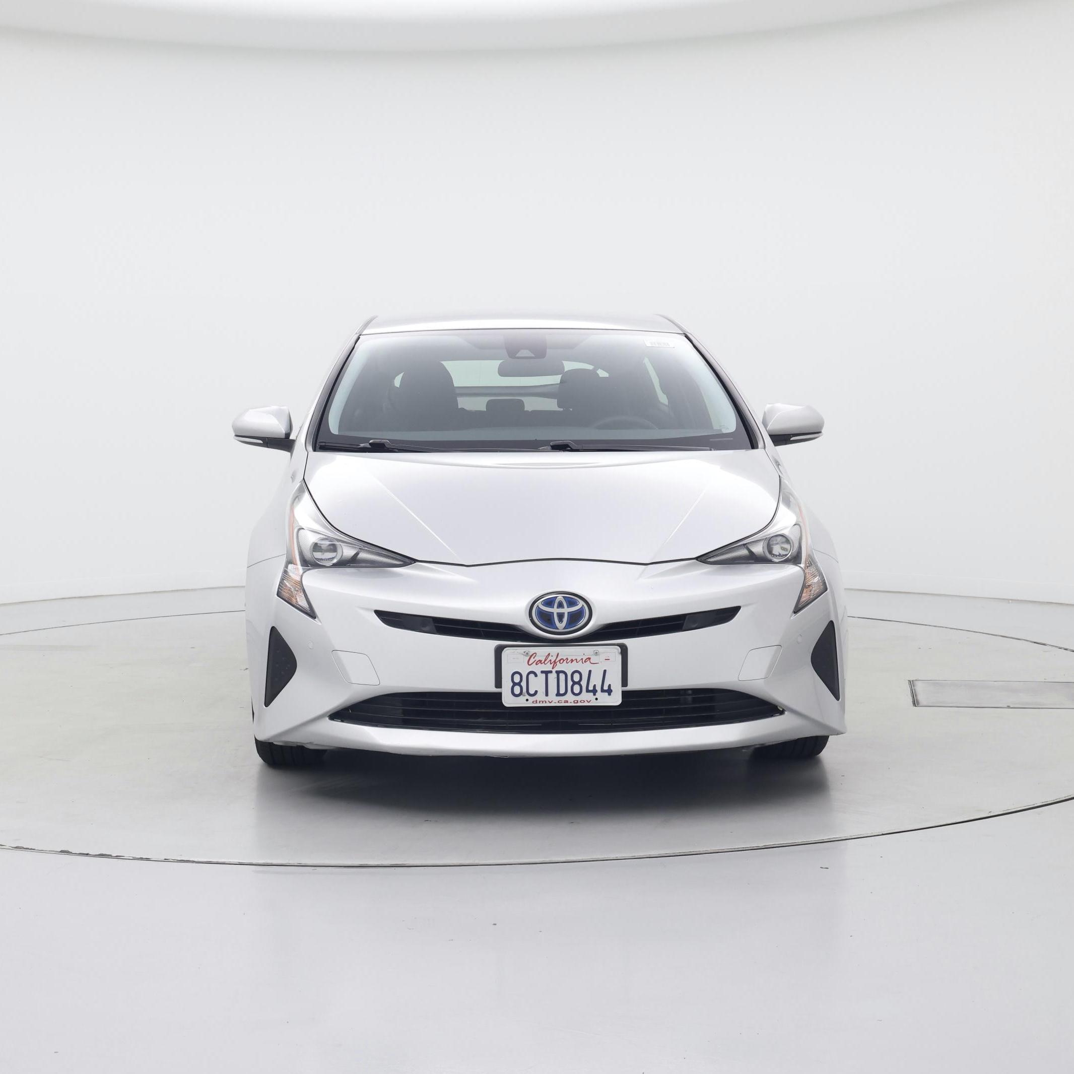Thumbnail: 2018 Toyota Prius - 5