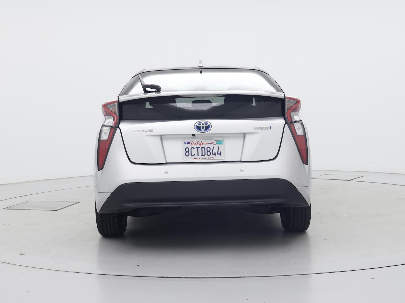 2018 Toyota Prius Two - Photo 7
