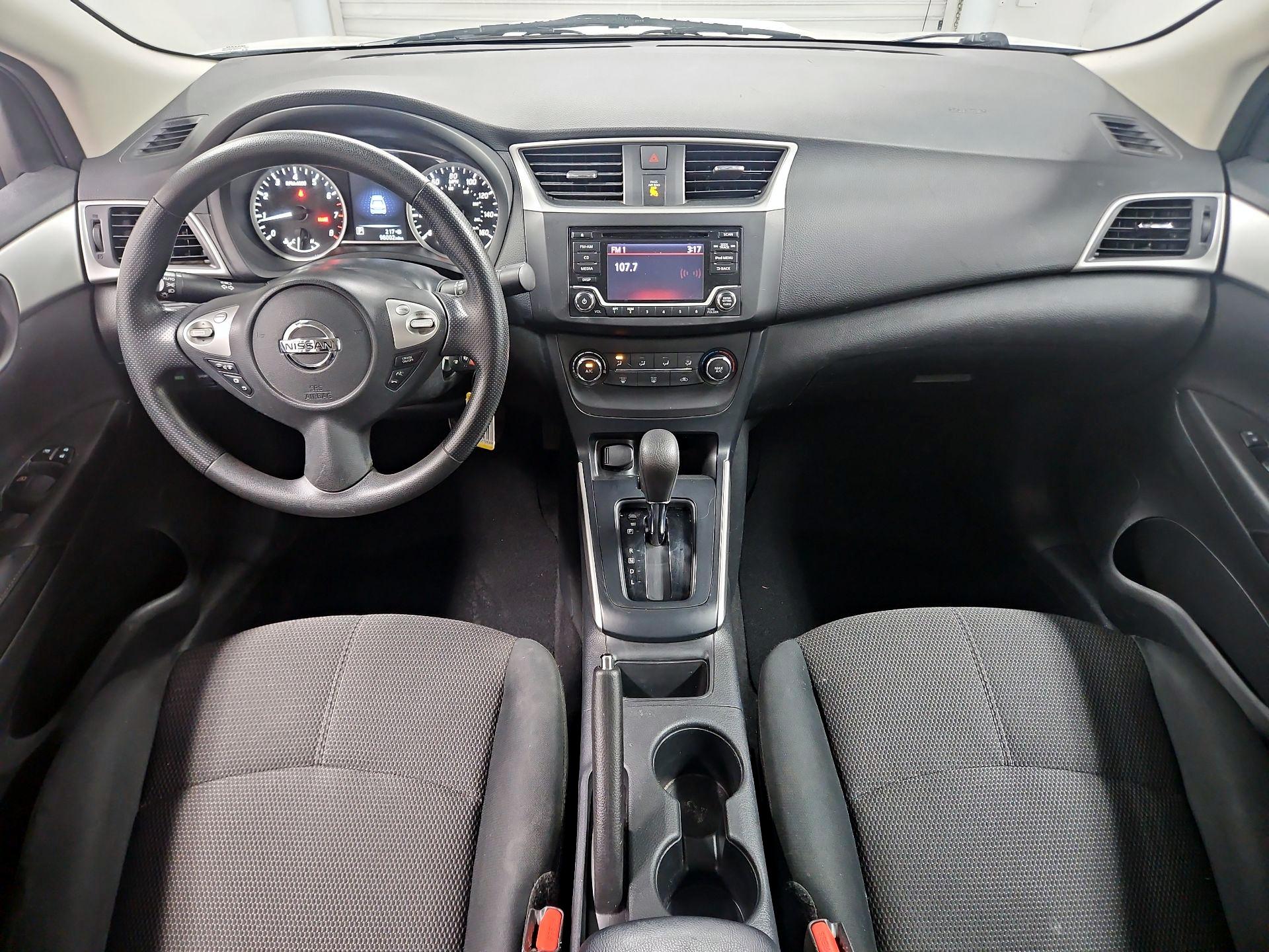 Thumbnail: 2018 Nissan Sentra - 9
