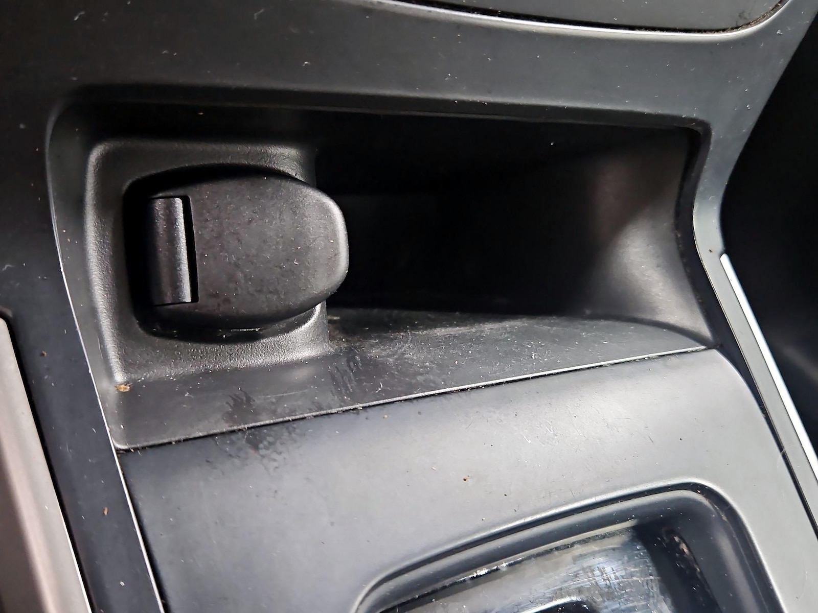 2018 Nissan Sentra S - Photo 19