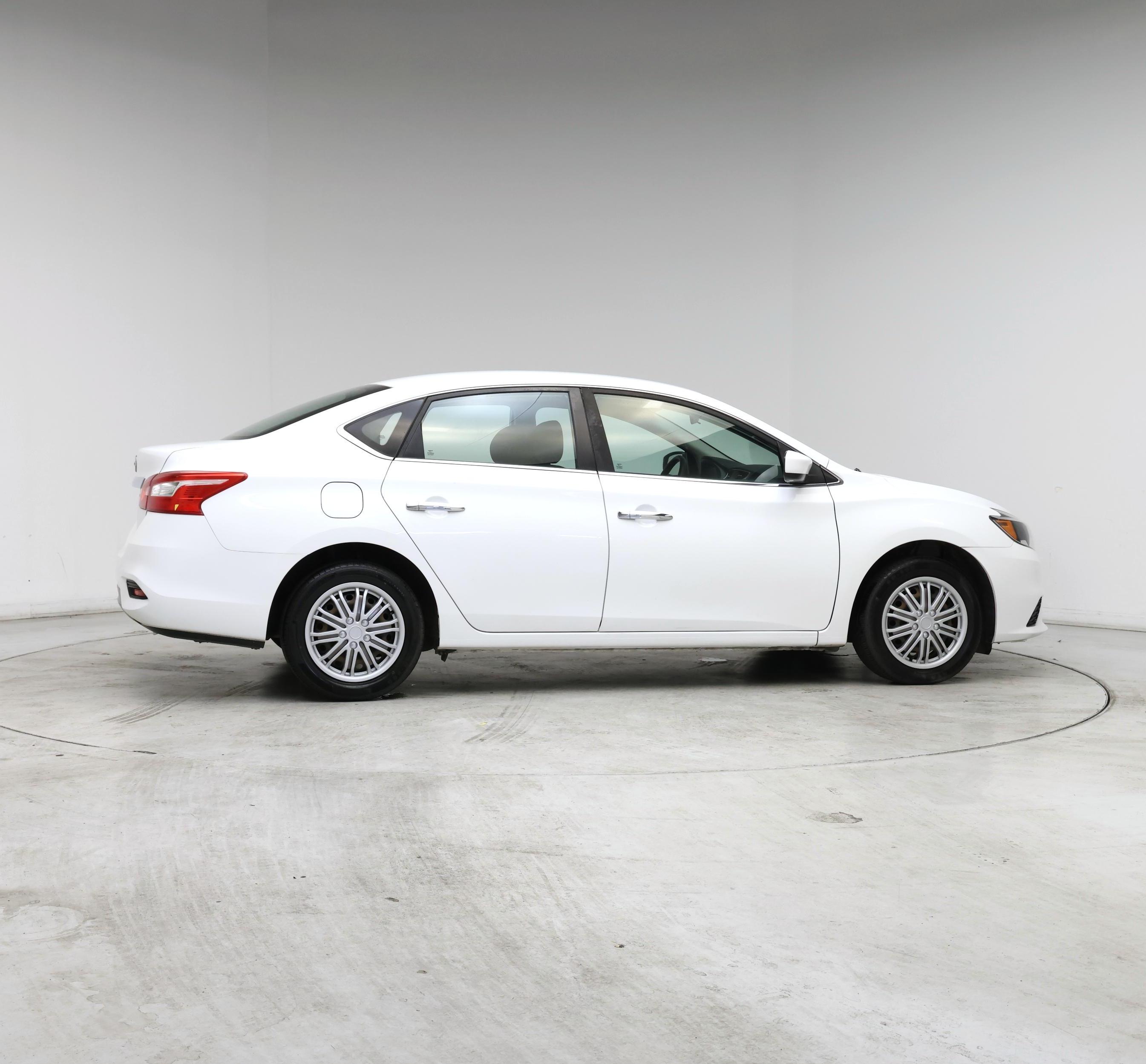 Thumbnail: 2018 Nissan Sentra - 7