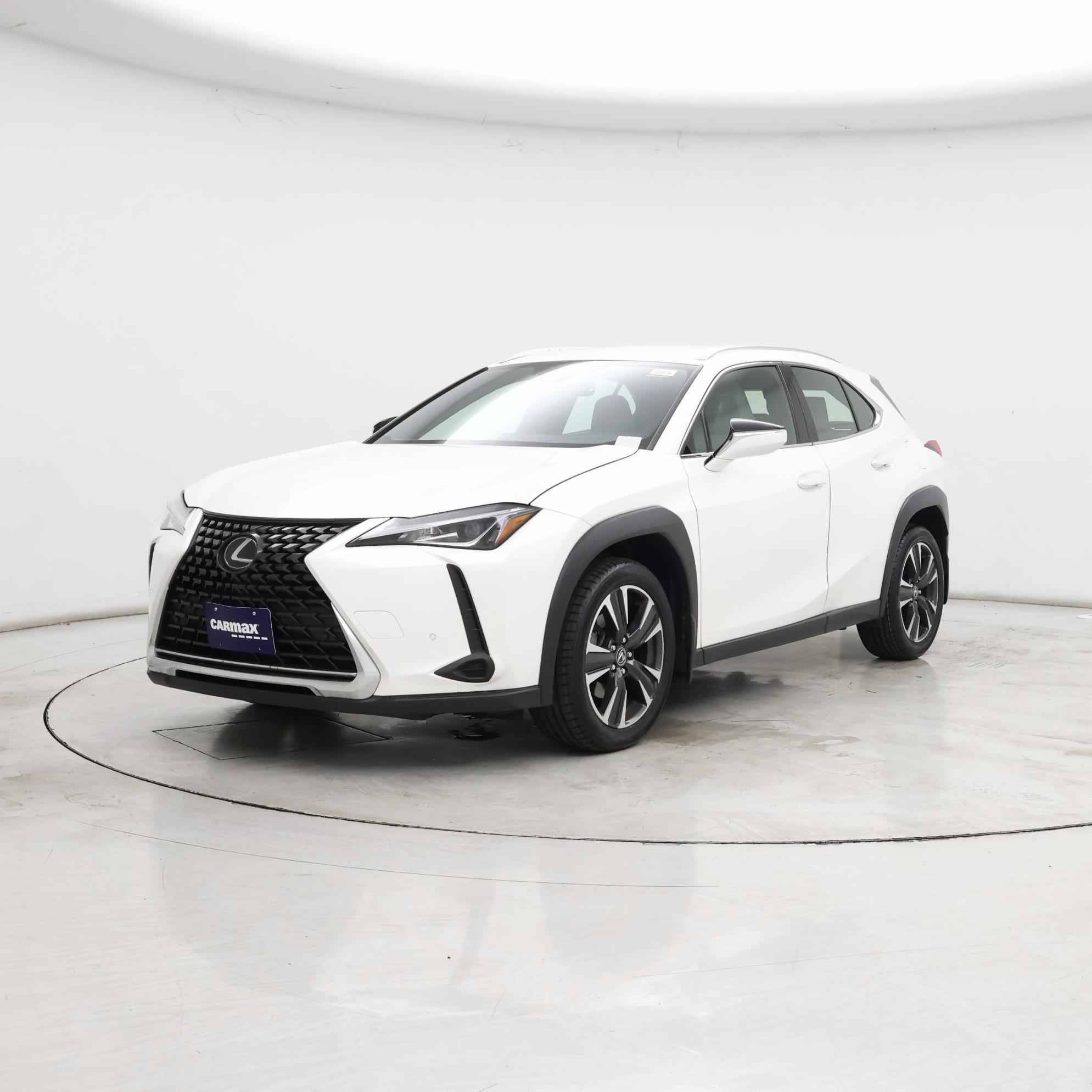 Thumbnail: 2021 Lexus UX - 4