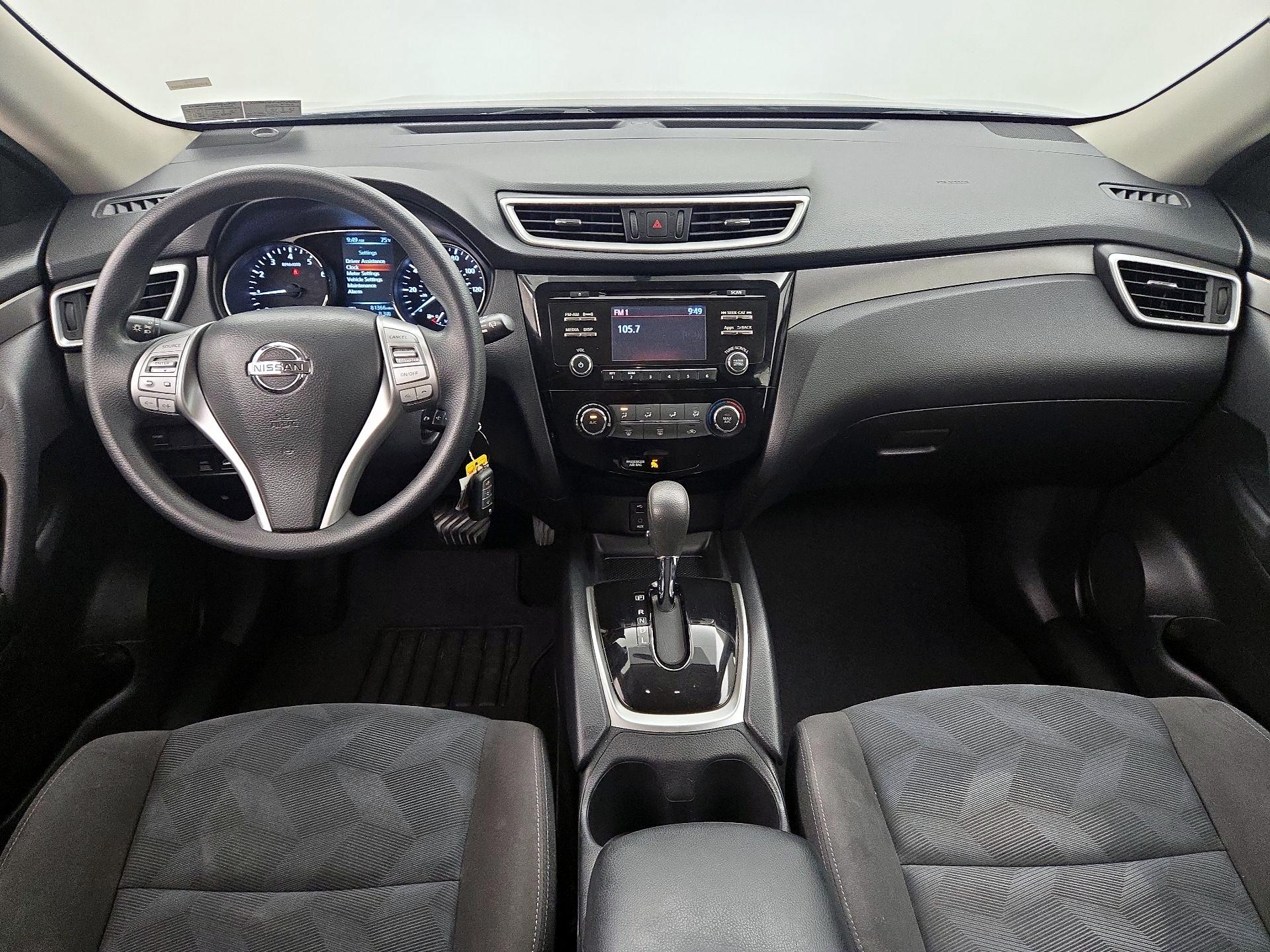 Thumbnail: 2015 Nissan Rogue - 9