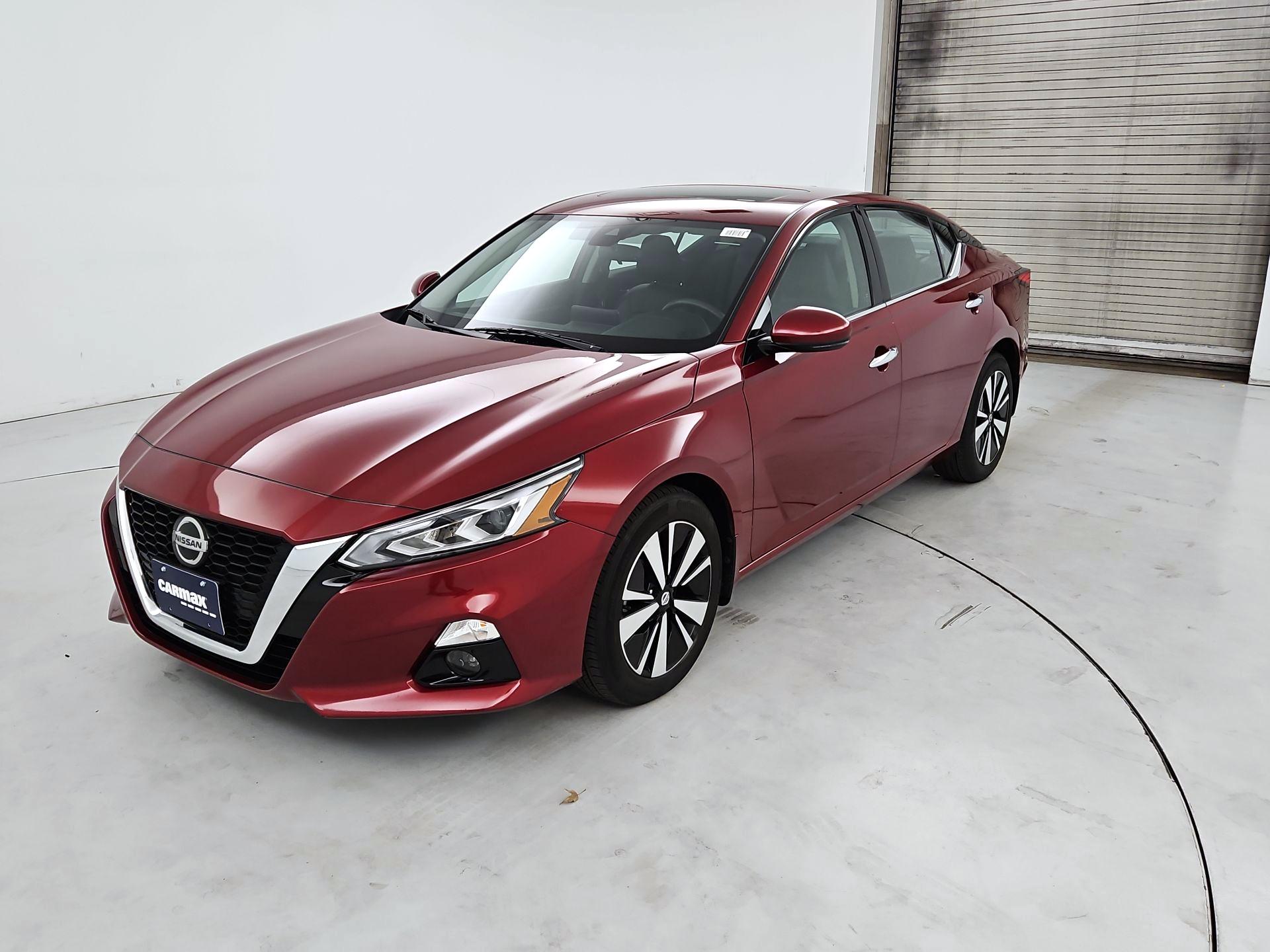 Thumbnail: 2021 Nissan Altima - 3