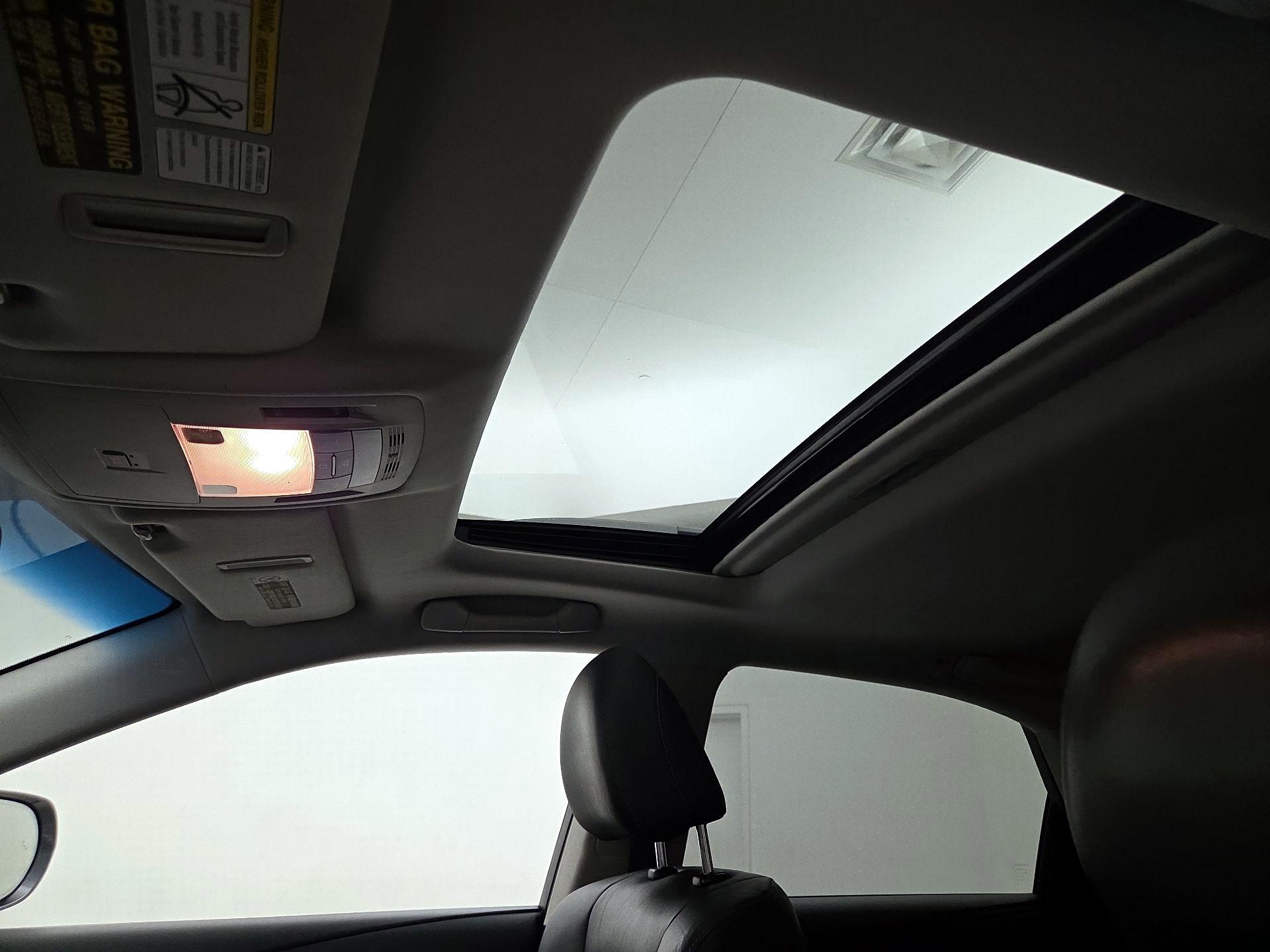 Thumbnail: 2014 Lexus RX - 19