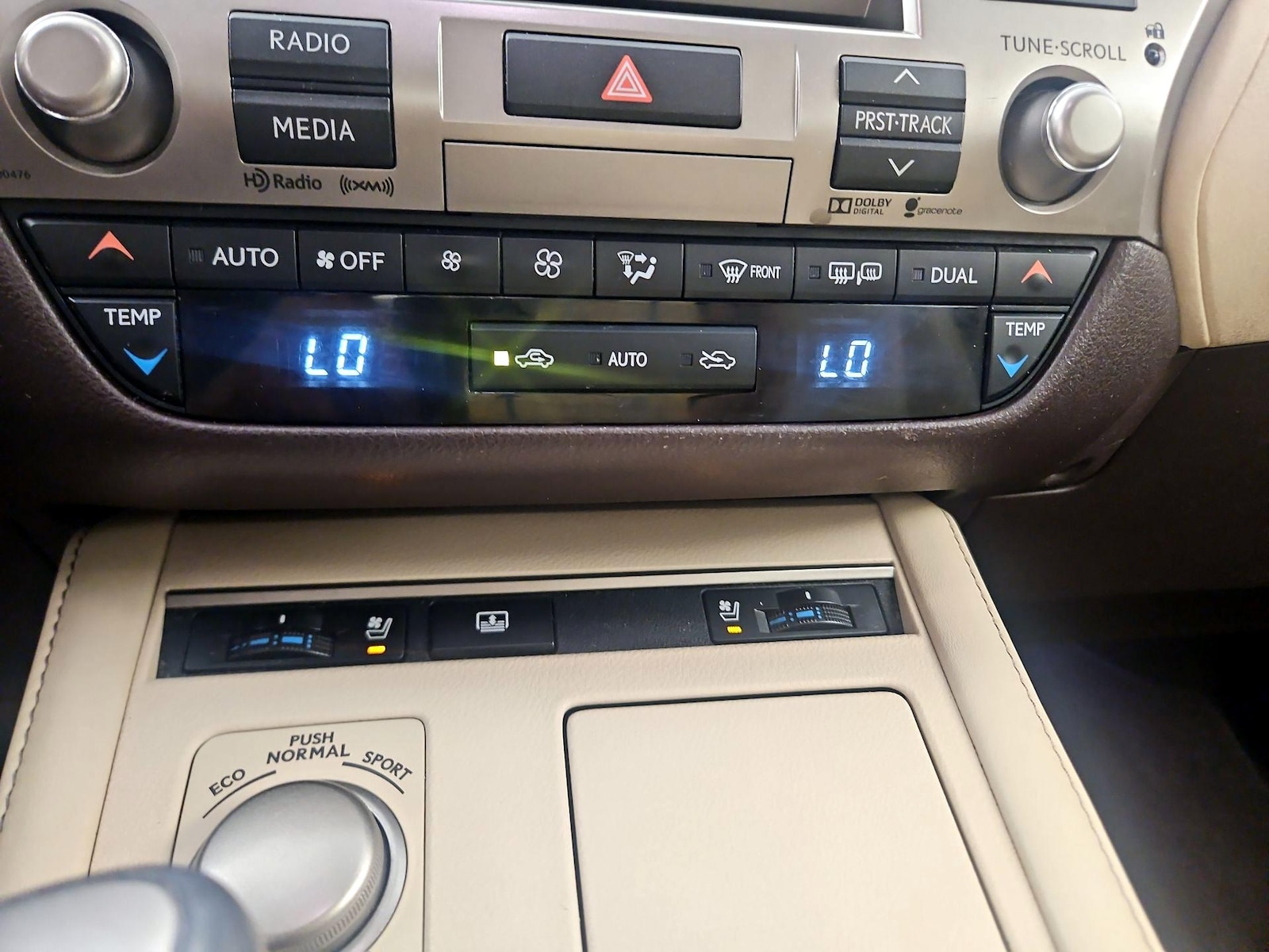 2016 Lexus ES 350 - Photo 15