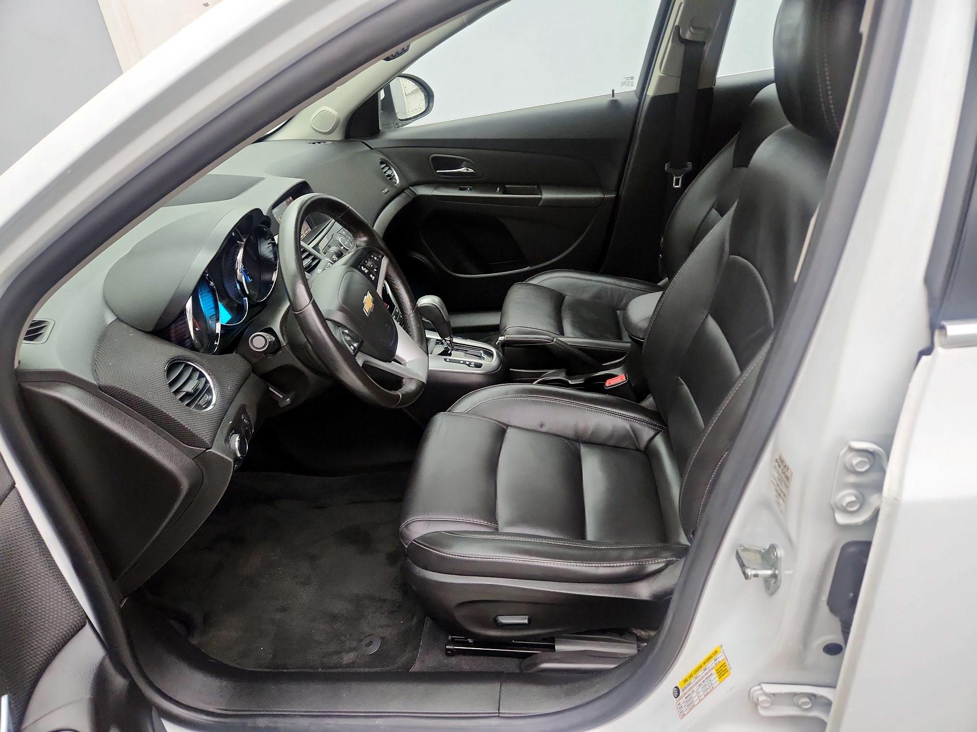 Thumbnail: 2016 Chevrolet Cruze - 11