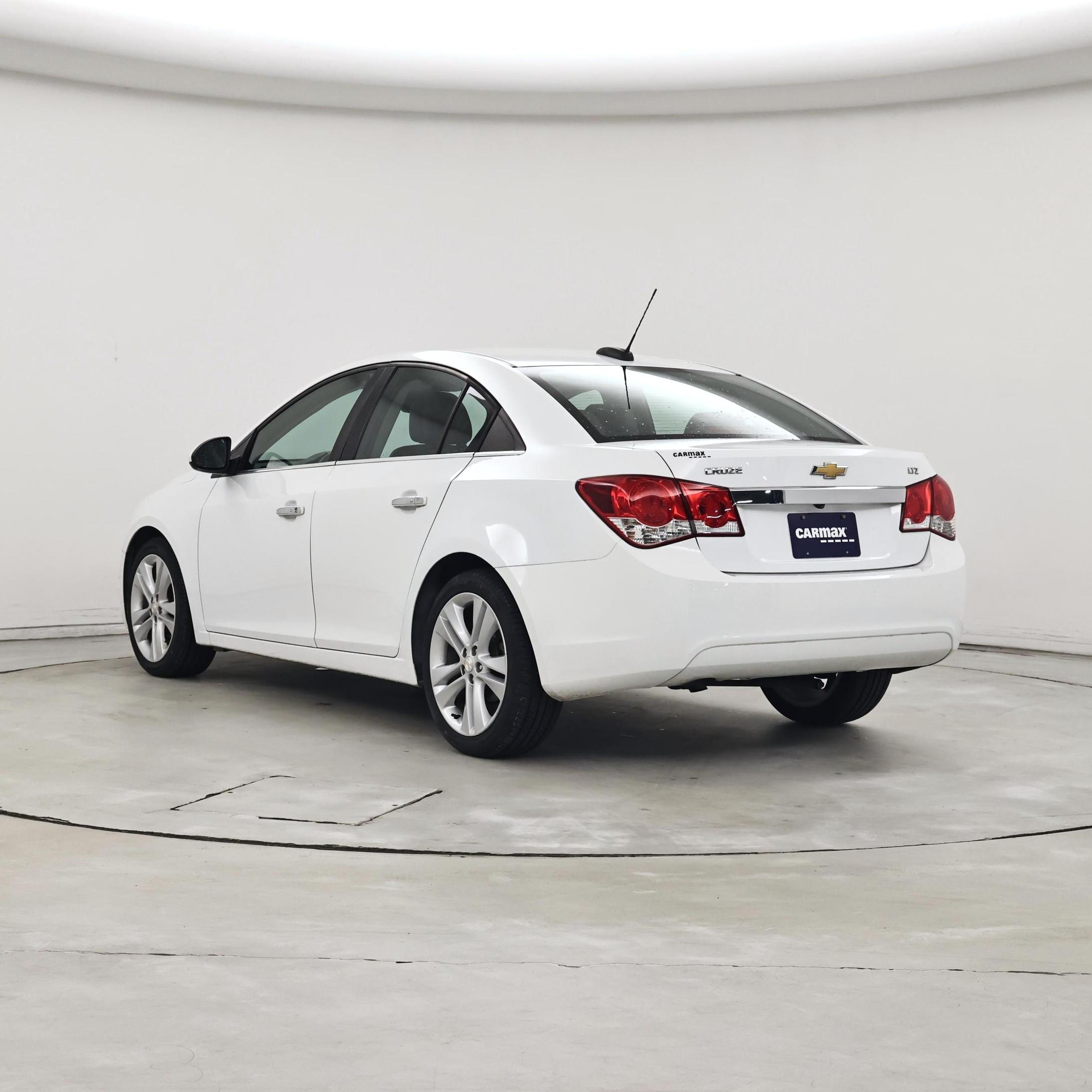 Thumbnail: 2016 Chevrolet Cruze - 2
