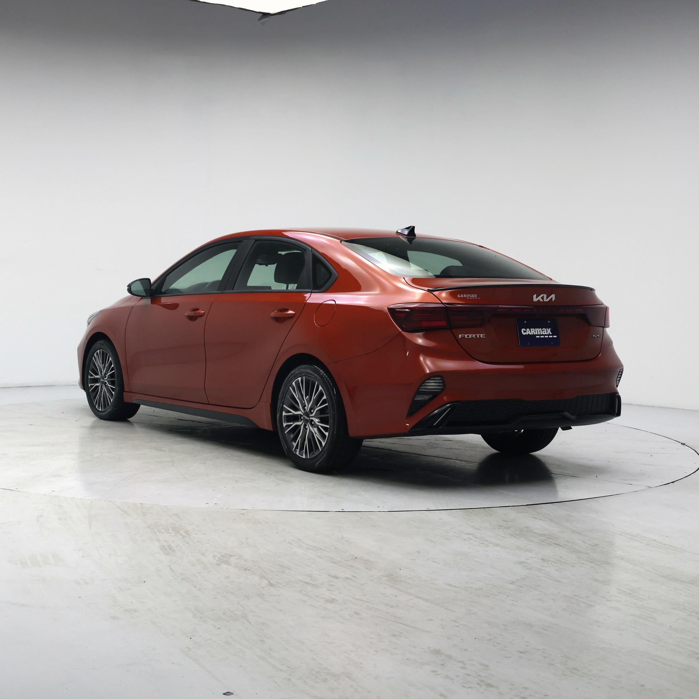 Thumbnail: 2022 Kia Forte - 2