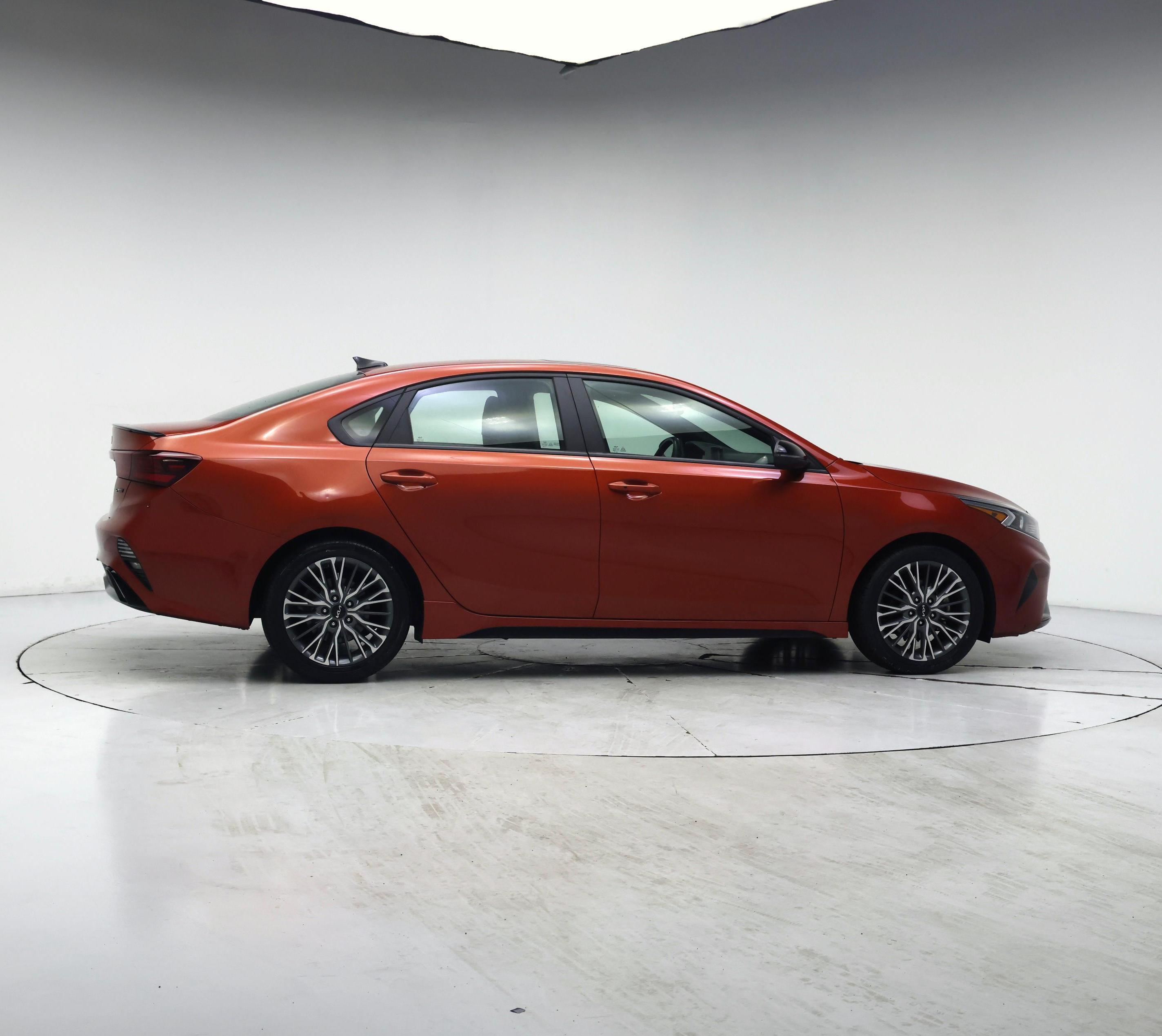 Thumbnail: 2022 Kia Forte - 7