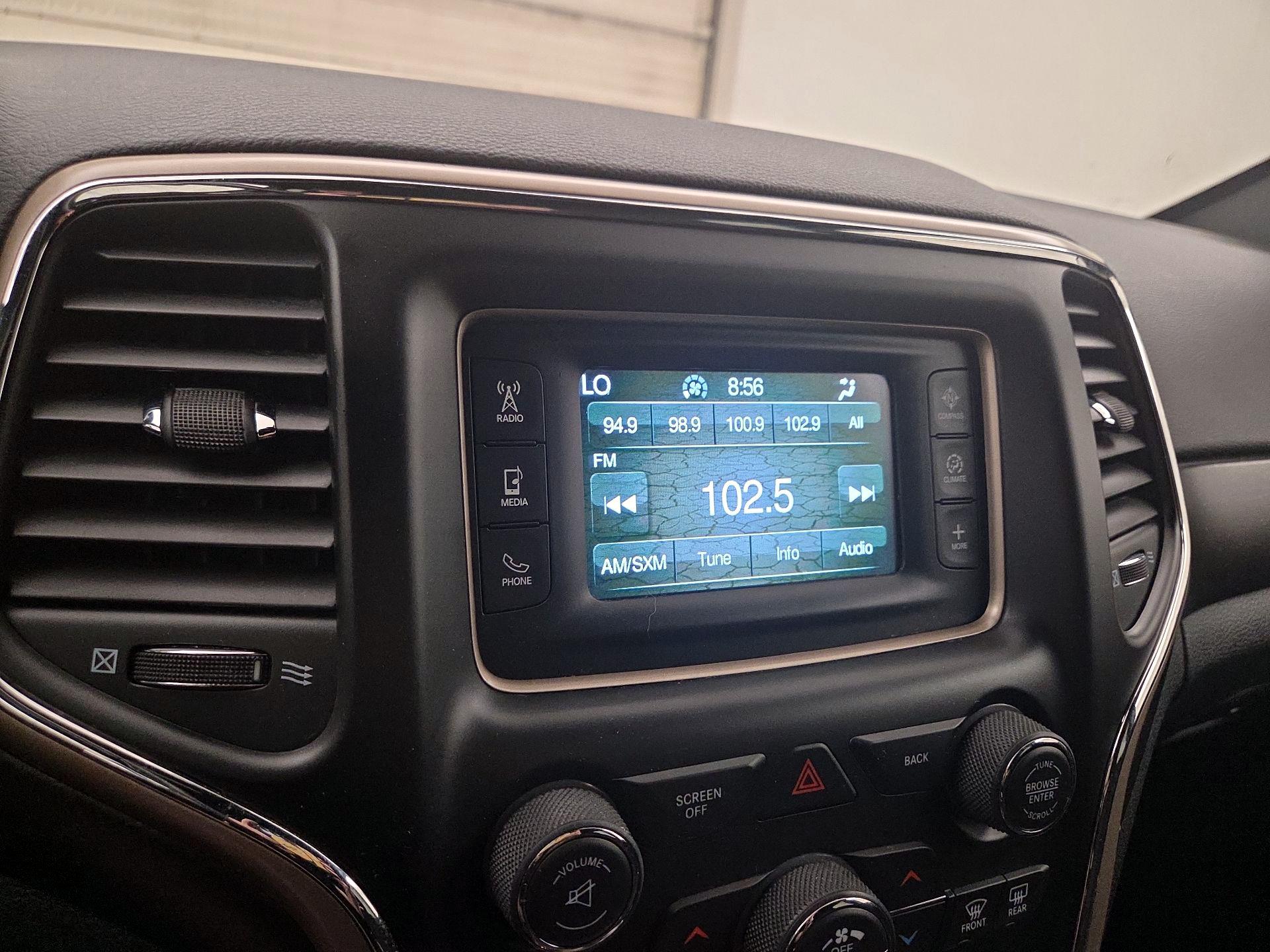 Thumbnail: 2016 Jeep Grand Cherokee - 15