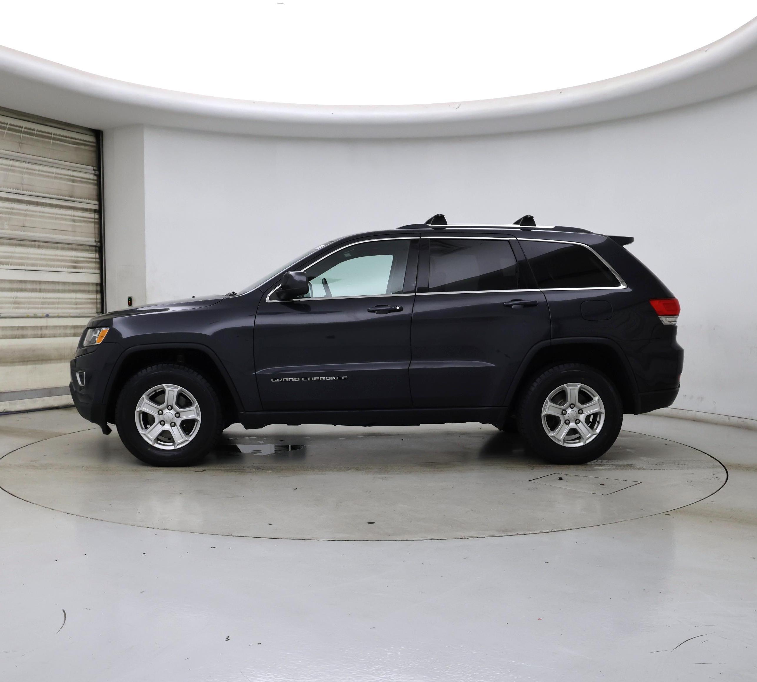 Thumbnail: 2016 Jeep Grand Cherokee - 3