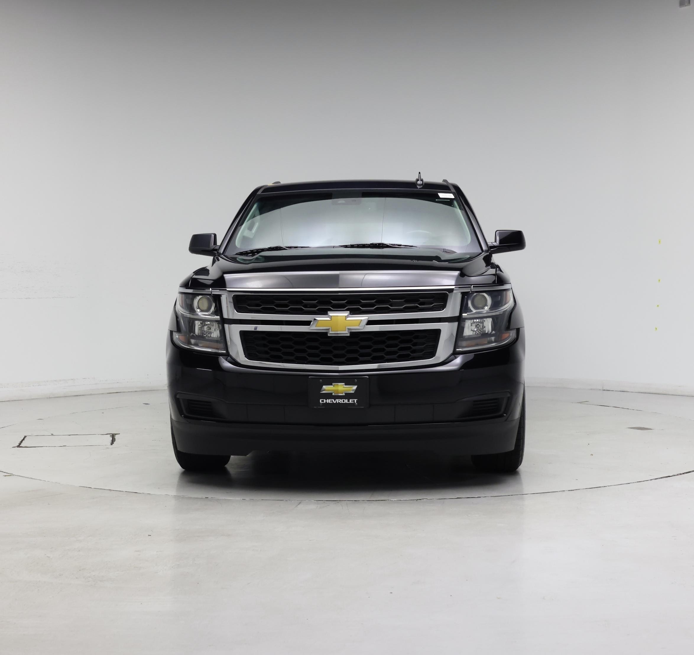 Thumbnail: 2018 Chevrolet Suburban - 5