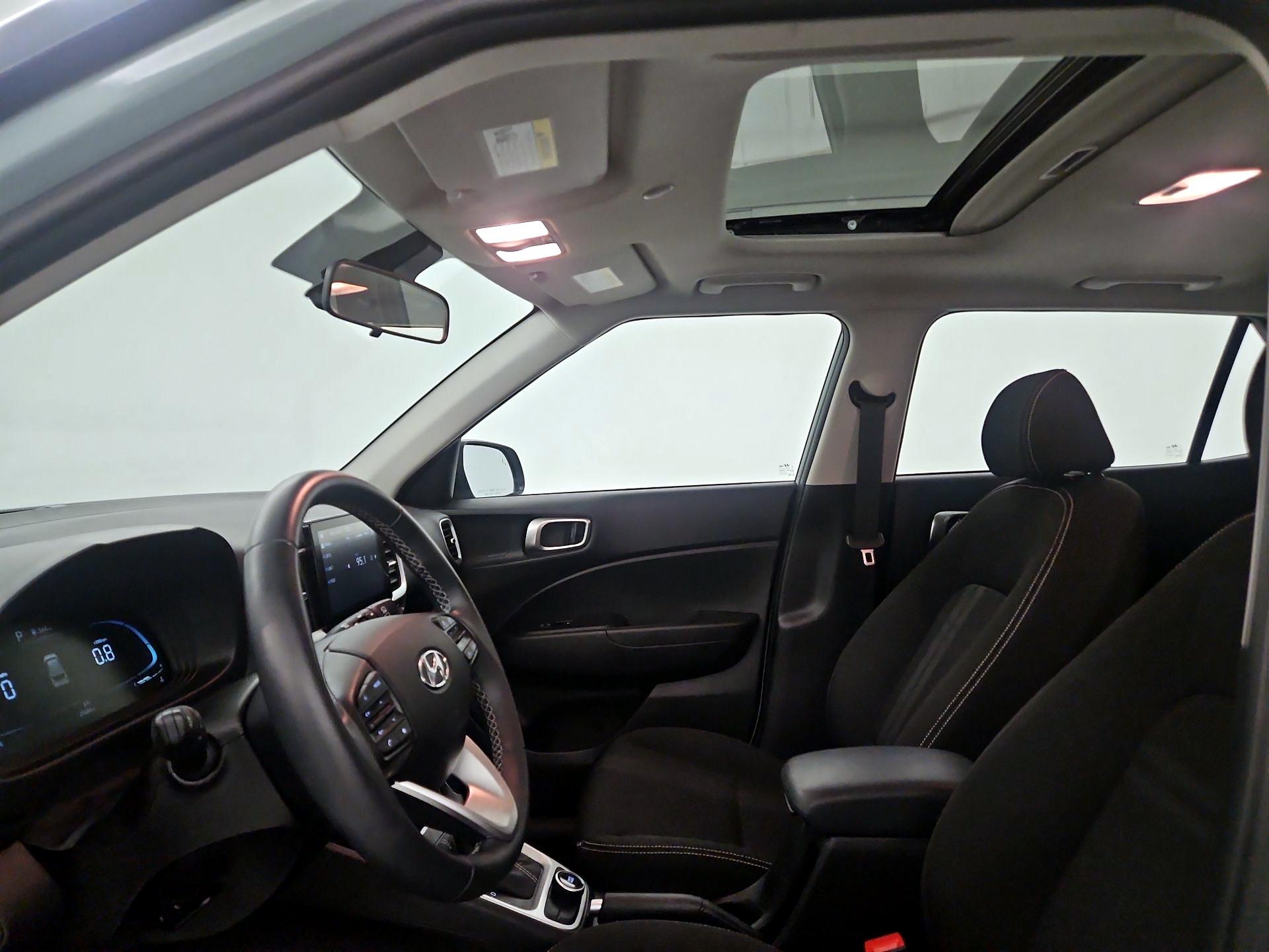 Thumbnail: 2025 Hyundai Venue - 17