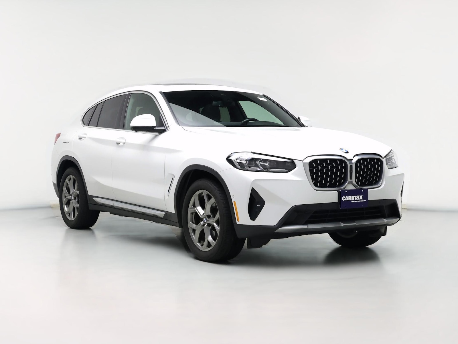 2023 BMW X4