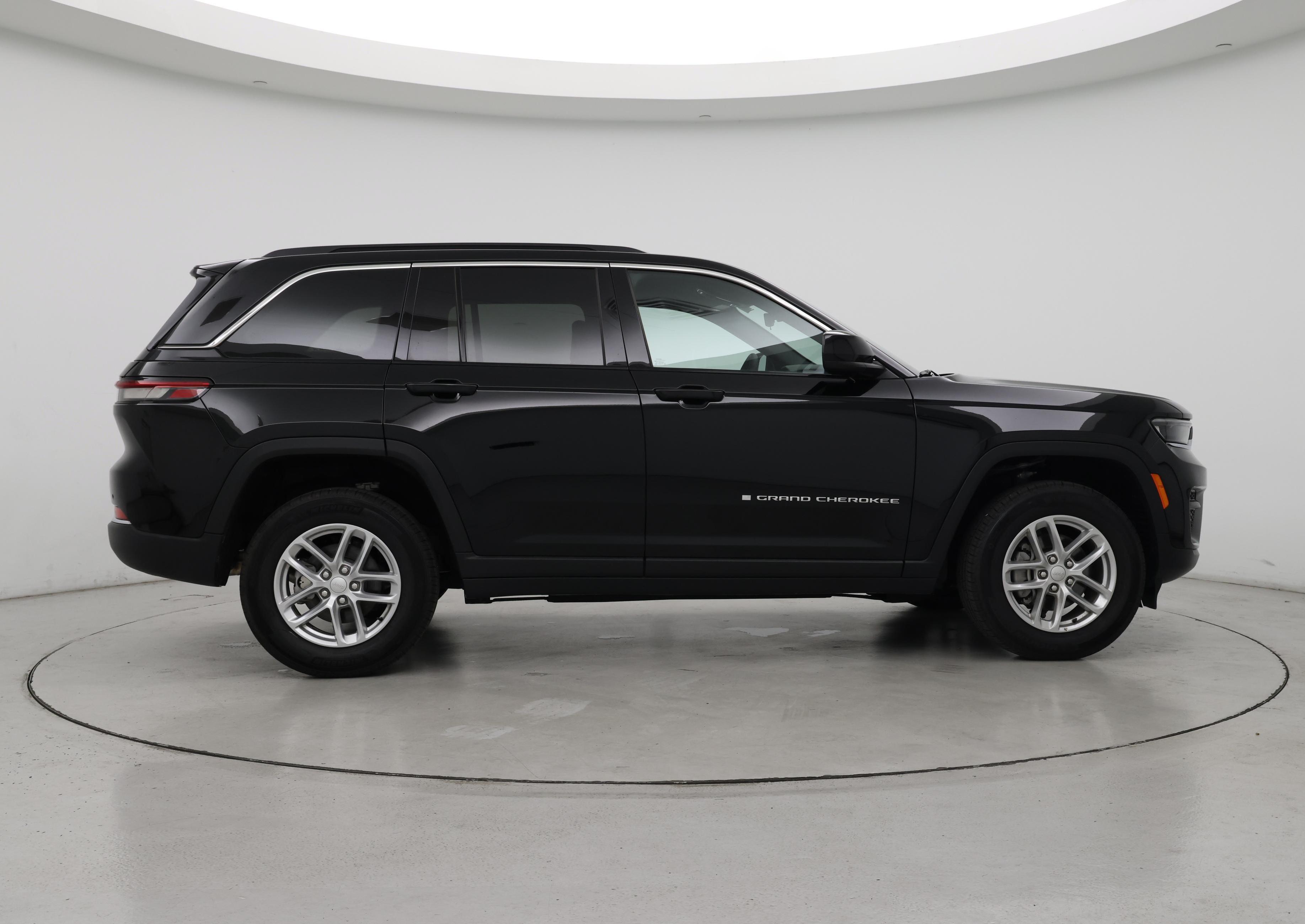 Thumbnail: 2025 Jeep Grand Cherokee - 7