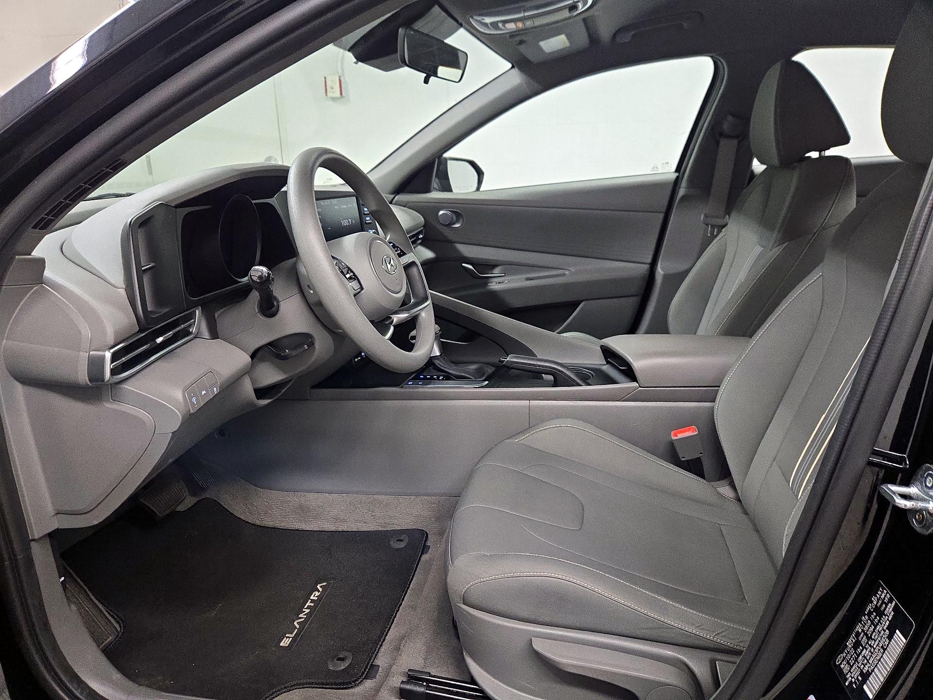 Thumbnail: 2023 Hyundai Elantra - 11