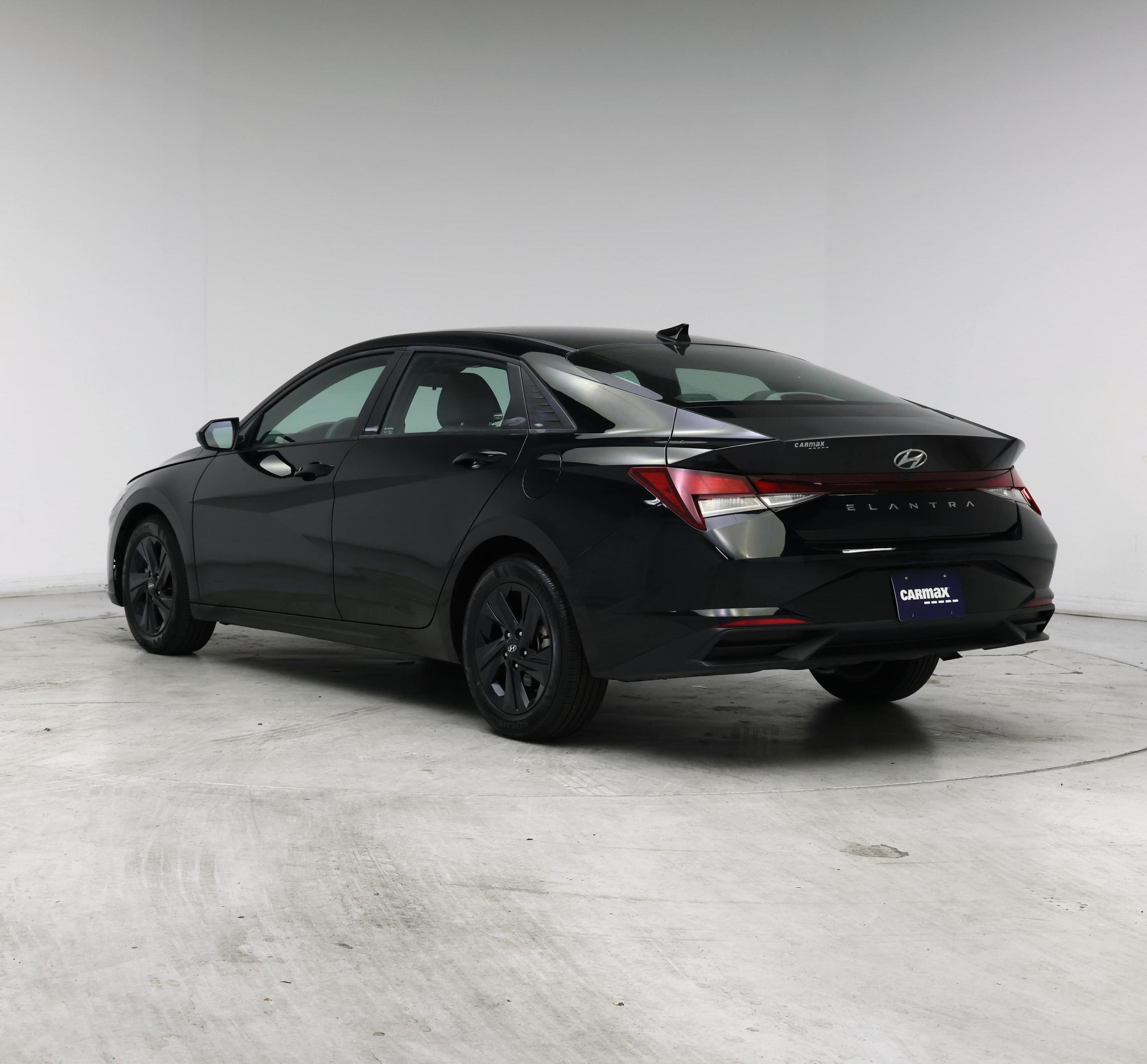 Thumbnail: 2023 Hyundai Elantra - 2