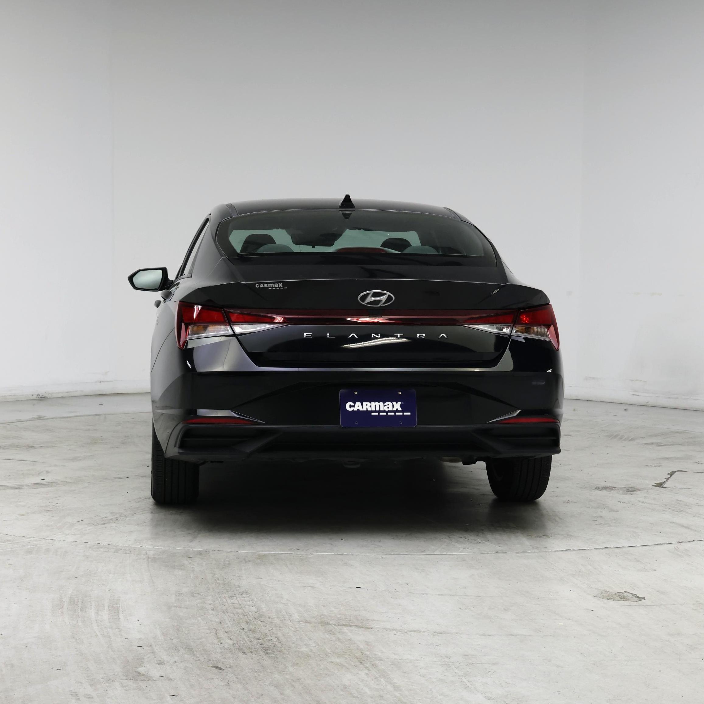 Thumbnail: 2023 Hyundai Elantra - 6