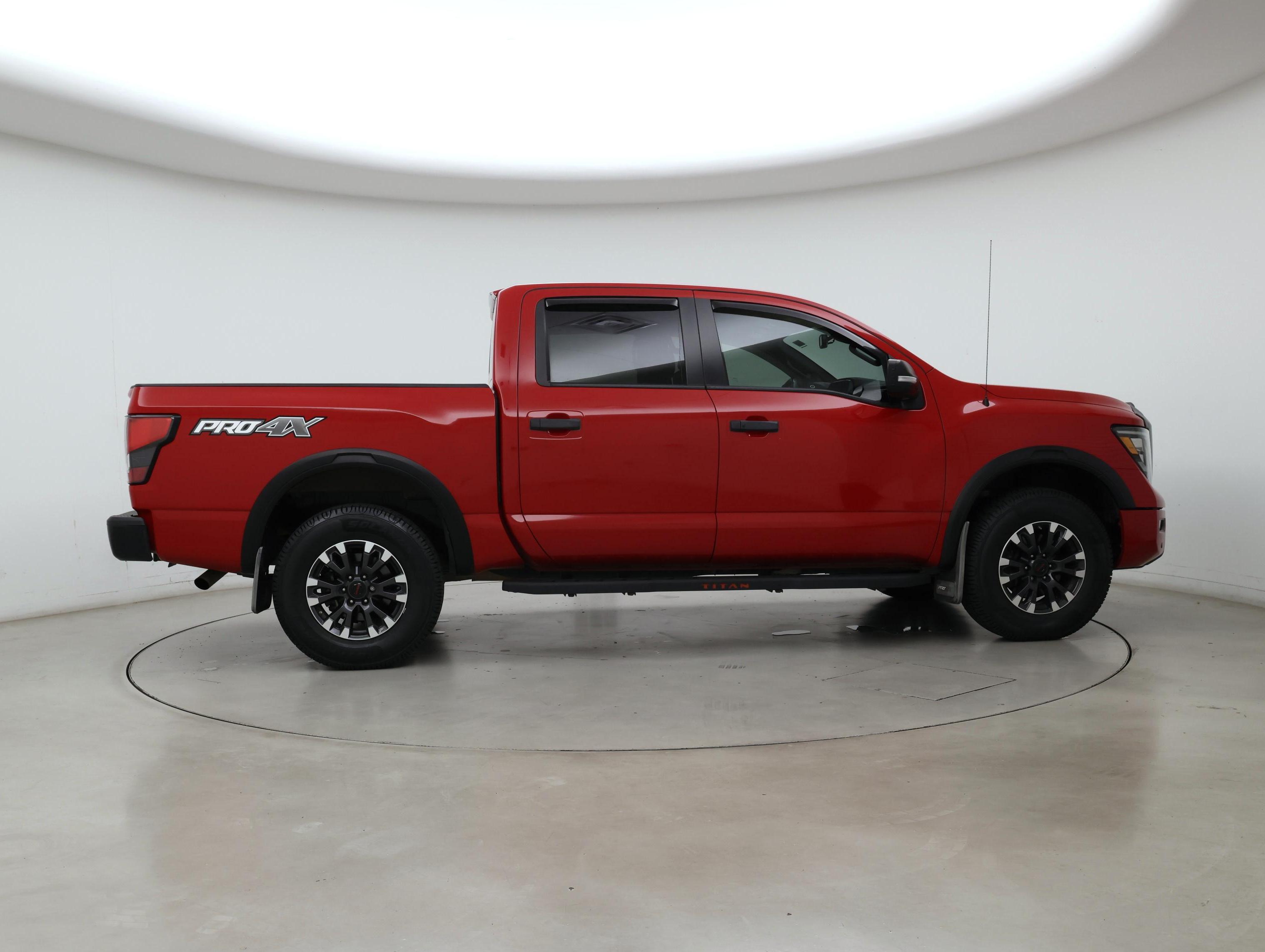 Thumbnail: 2021 Nissan Titan - 7