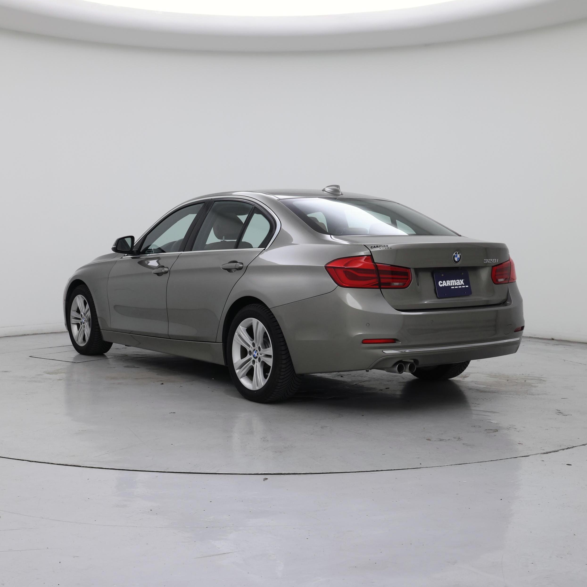 Thumbnail: 2016 BMW 3 Series - 2