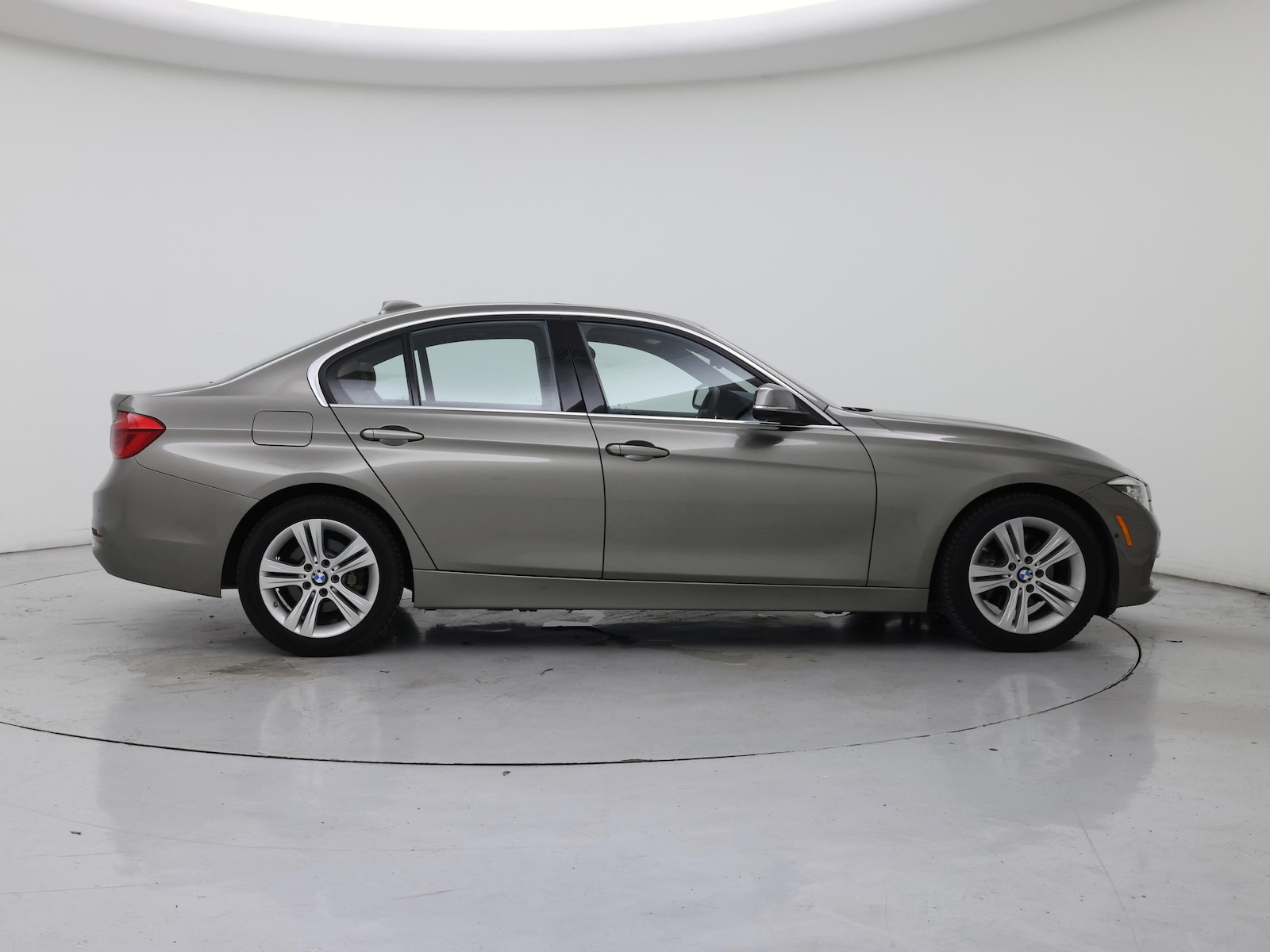 2016 BMW 3 Series 328i - Photo 8