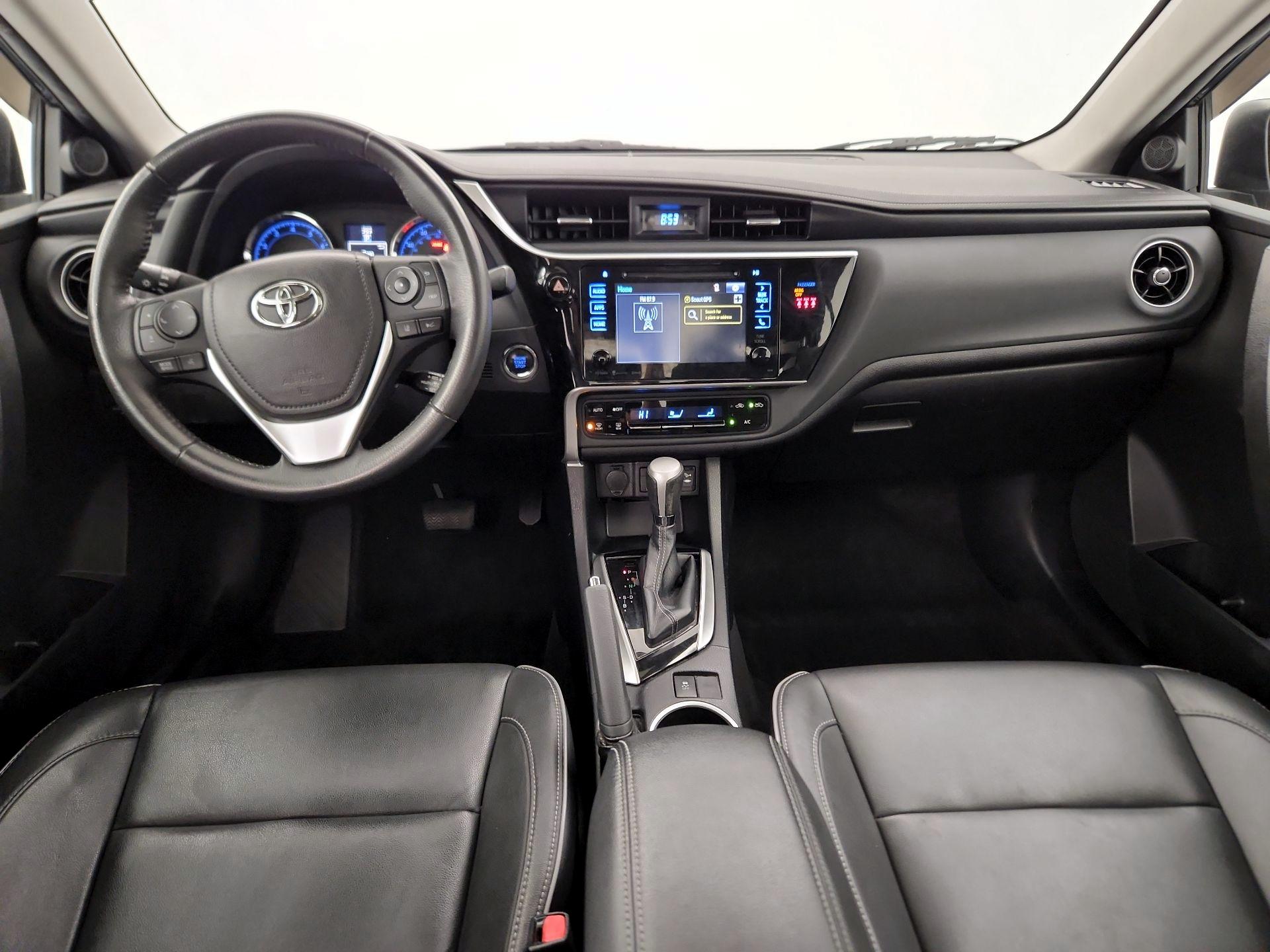 Thumbnail: 2018 Toyota Corolla - 9