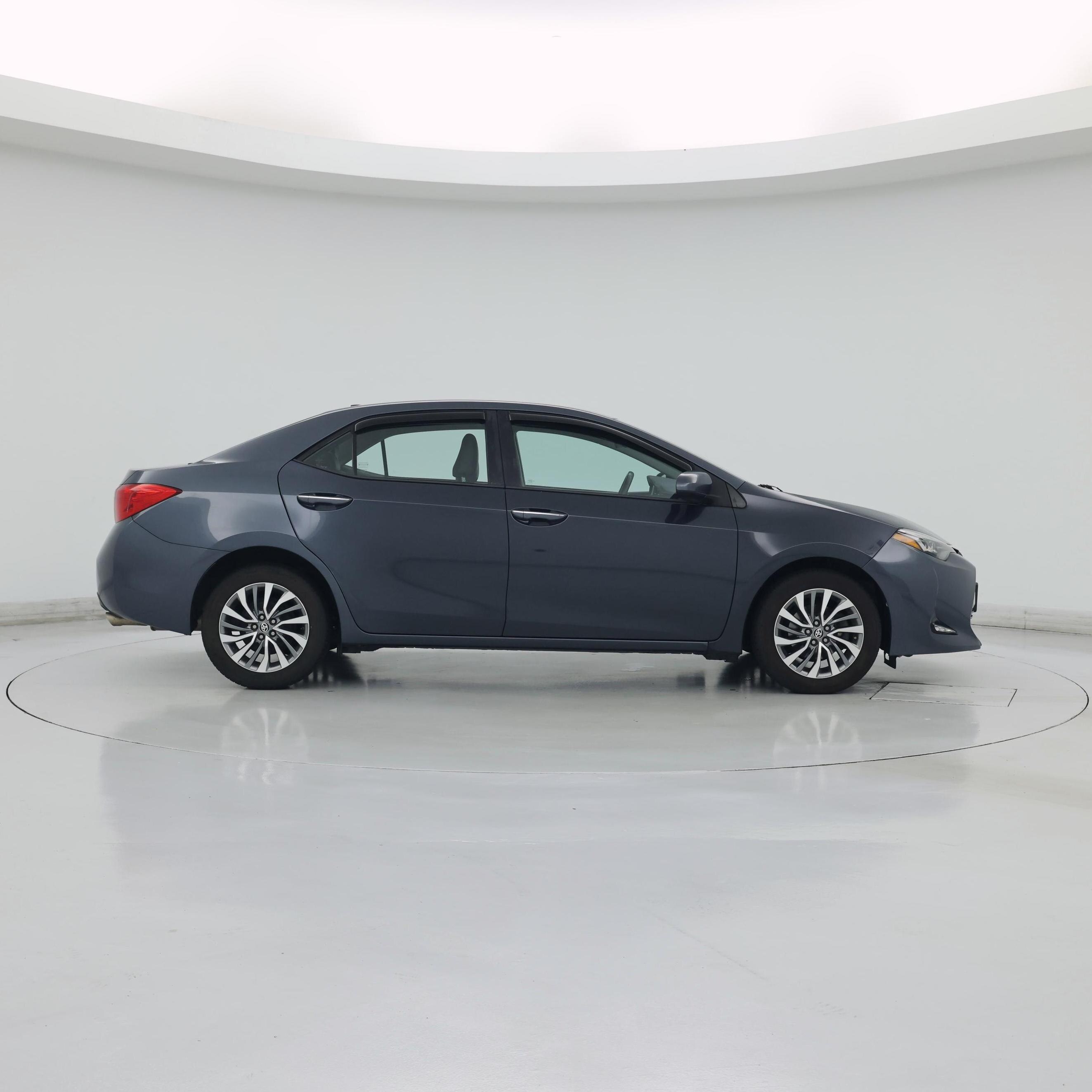 Thumbnail: 2018 Toyota Corolla - 7