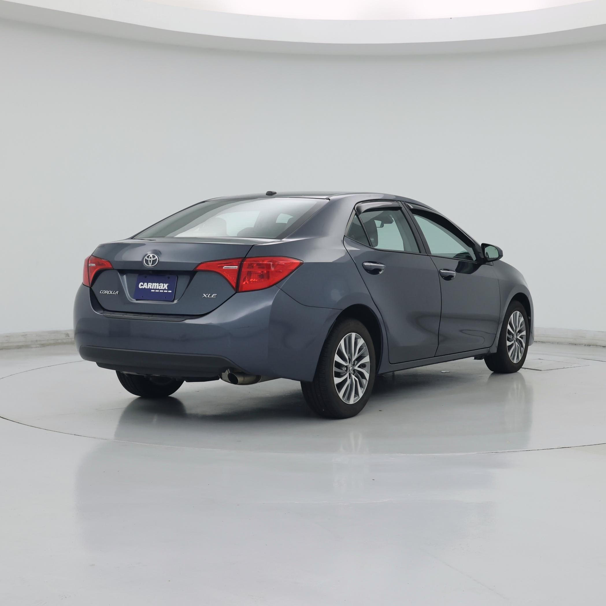 Thumbnail: 2018 Toyota Corolla - 8