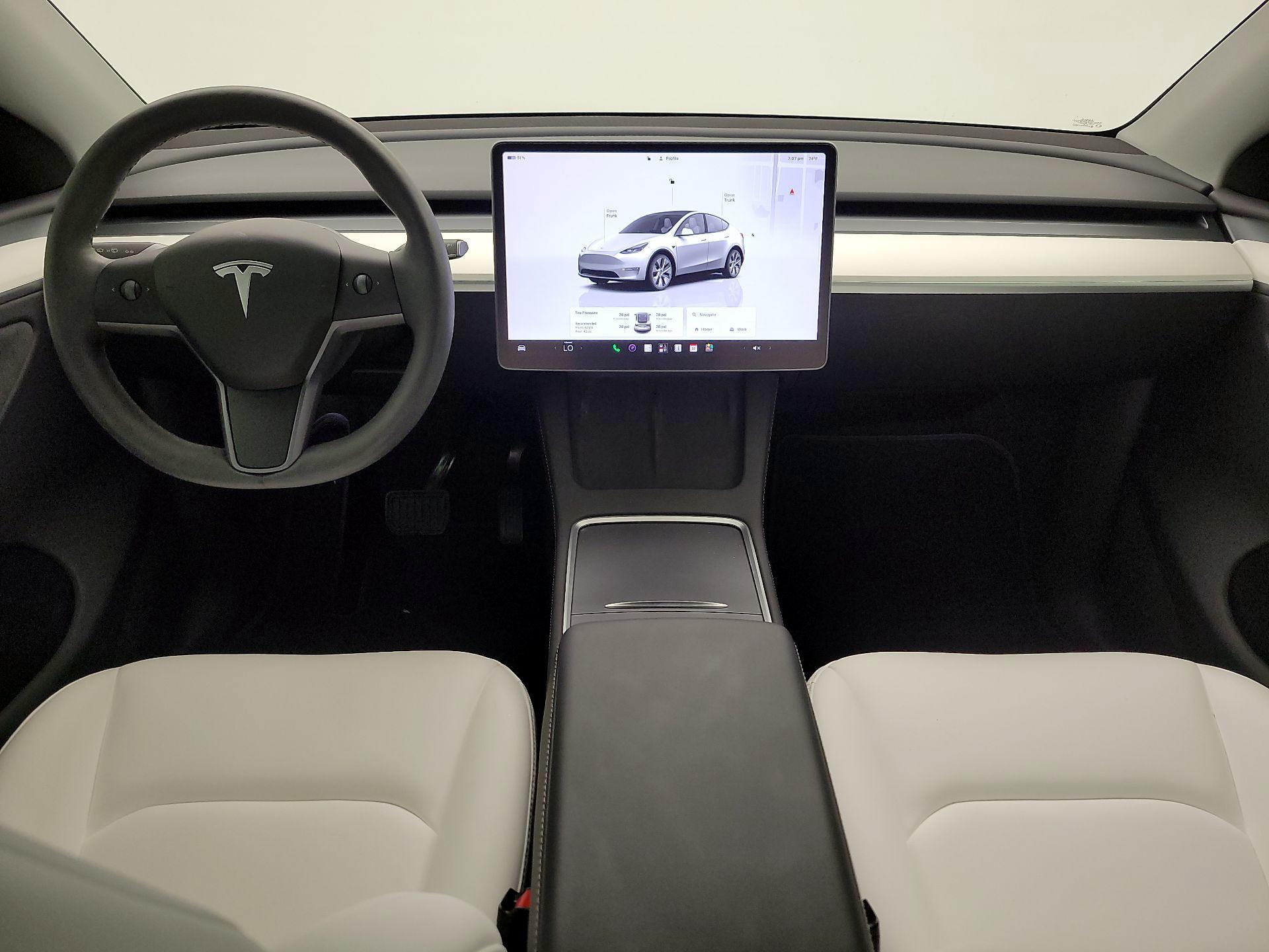 Thumbnail: 2024 Tesla Model Y - 9