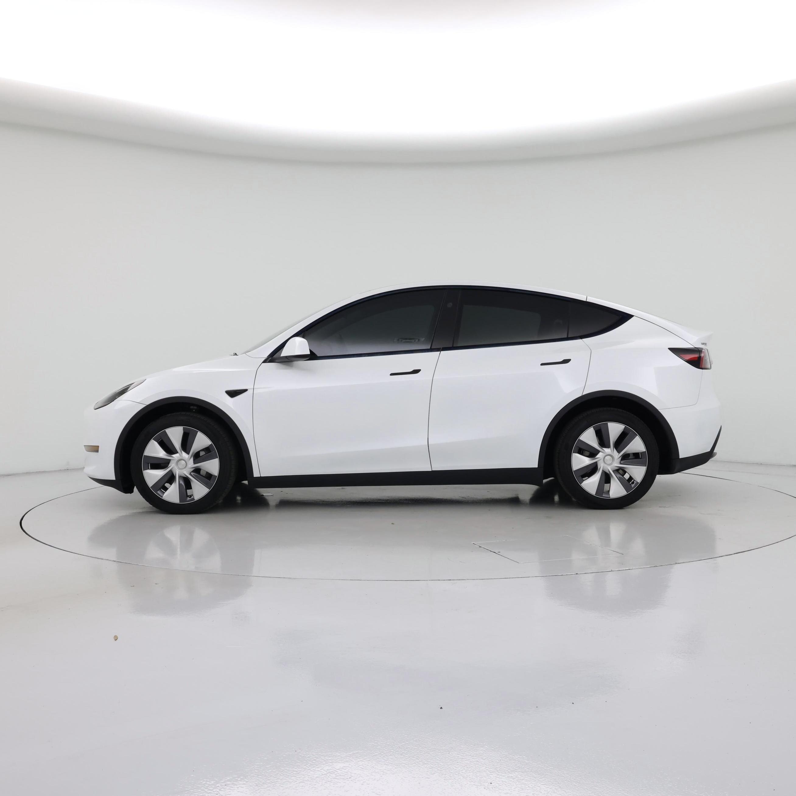 Thumbnail: 2024 Tesla Model Y - 3