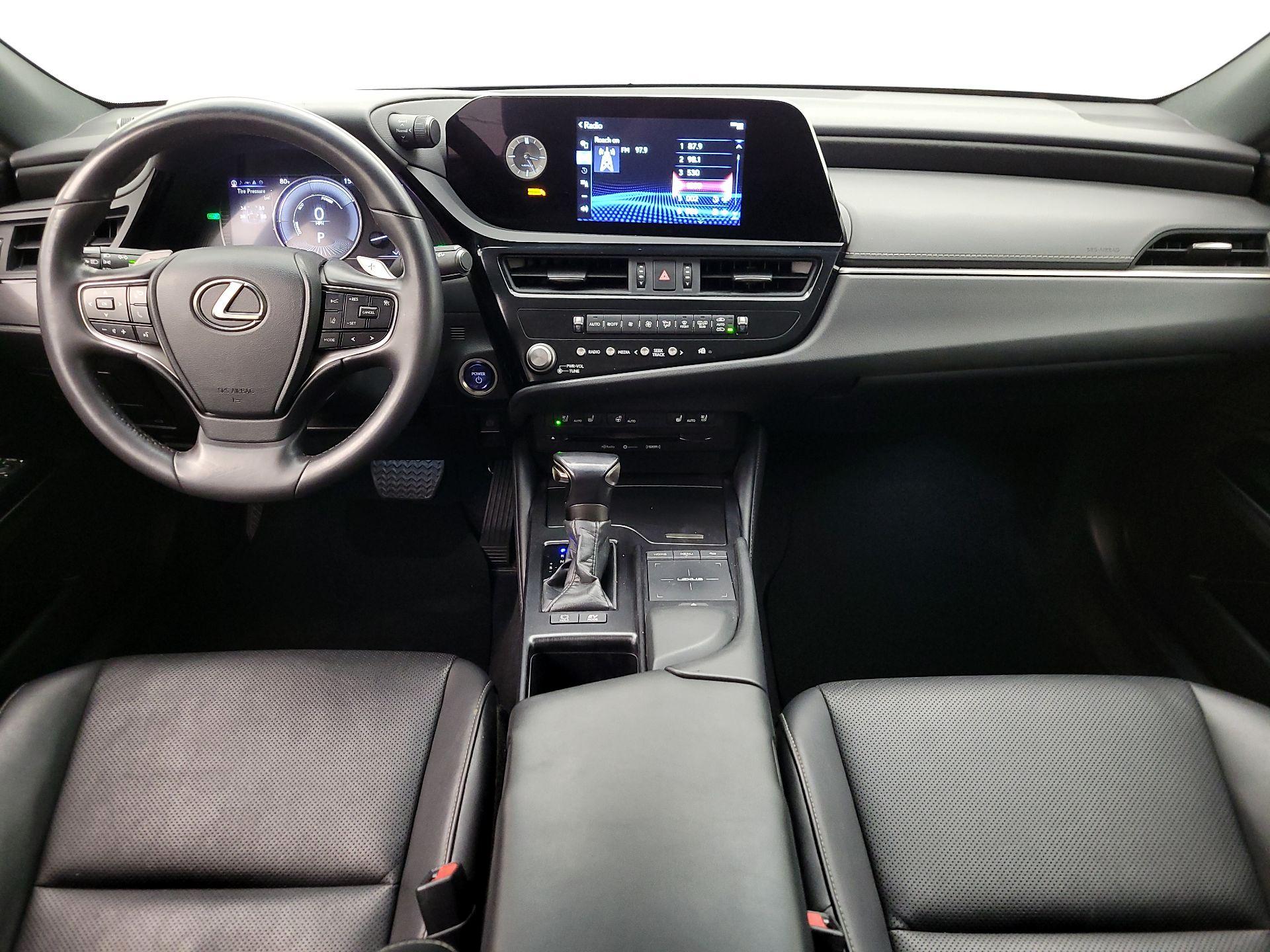 Thumbnail: 2022 Lexus ES - 9